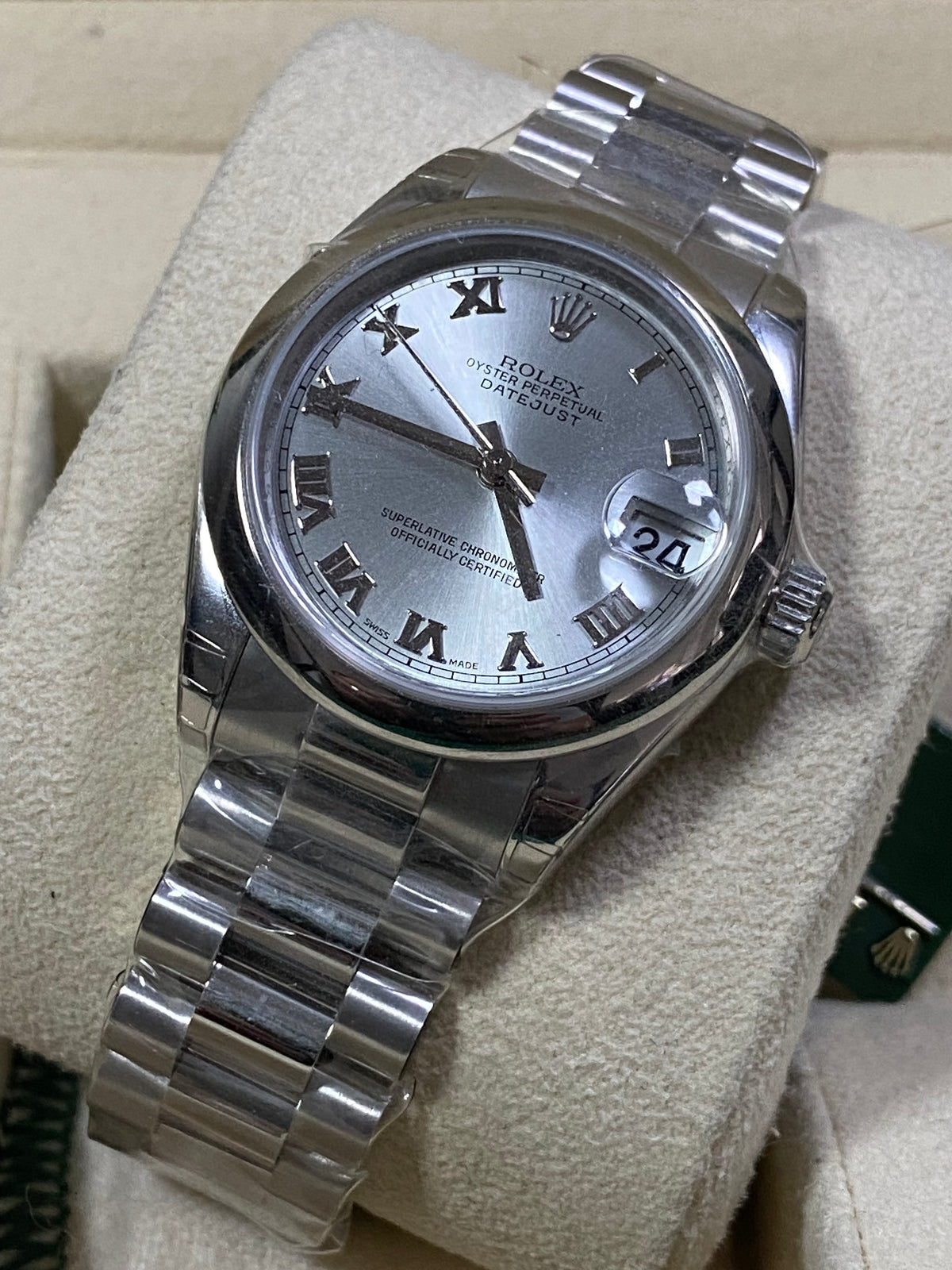 Rolex Platinum Datejust 31 - 2022 - Domed Bezel - Silver Roman Roman Dial - President Bracelet - 178246 FULL STICKERS