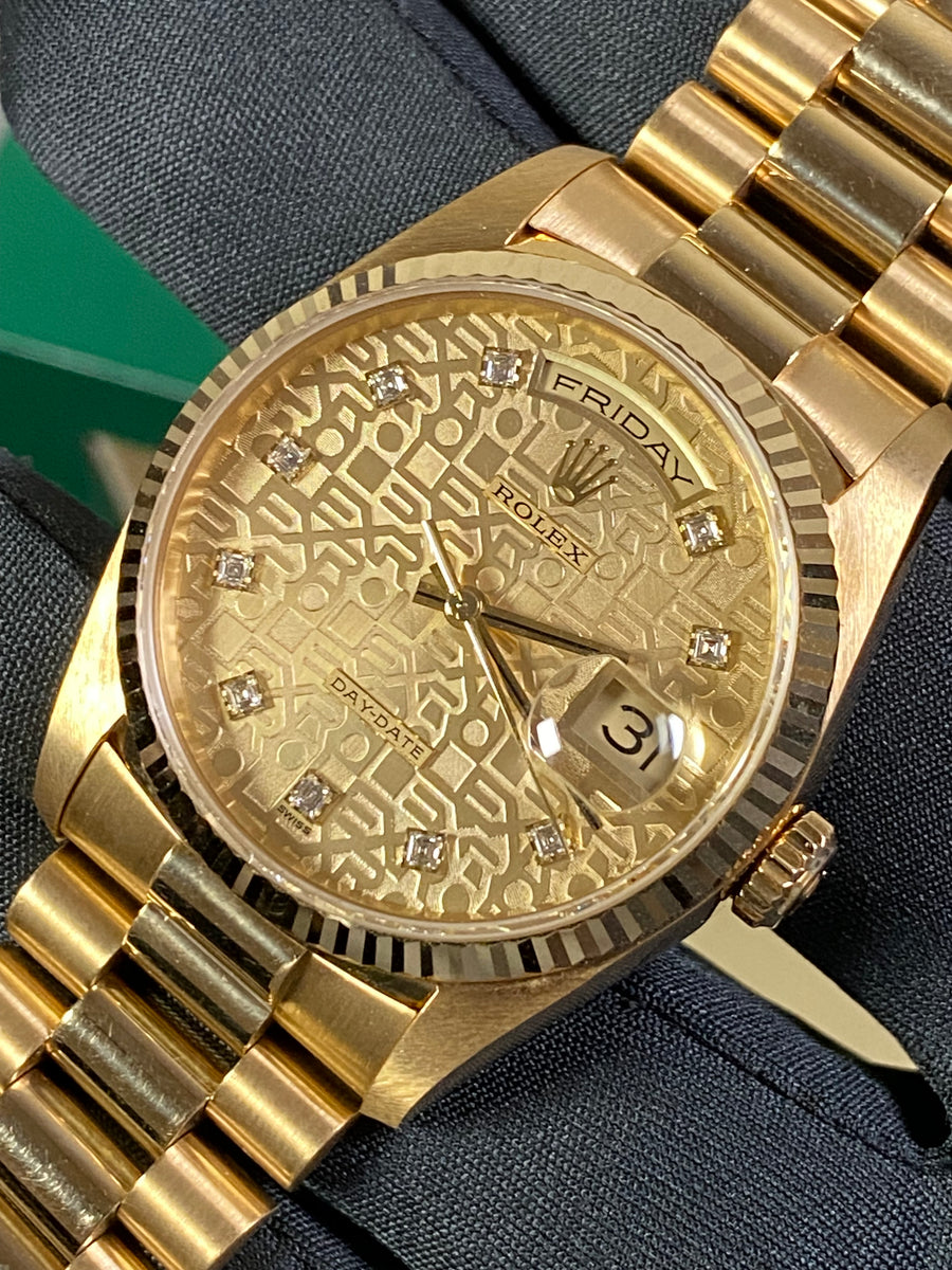 Rolex Yellow Gold Day-Date 36 - 1991 - Fluted Bezel - Factory Diamond Dial - President Bracelet - 18238