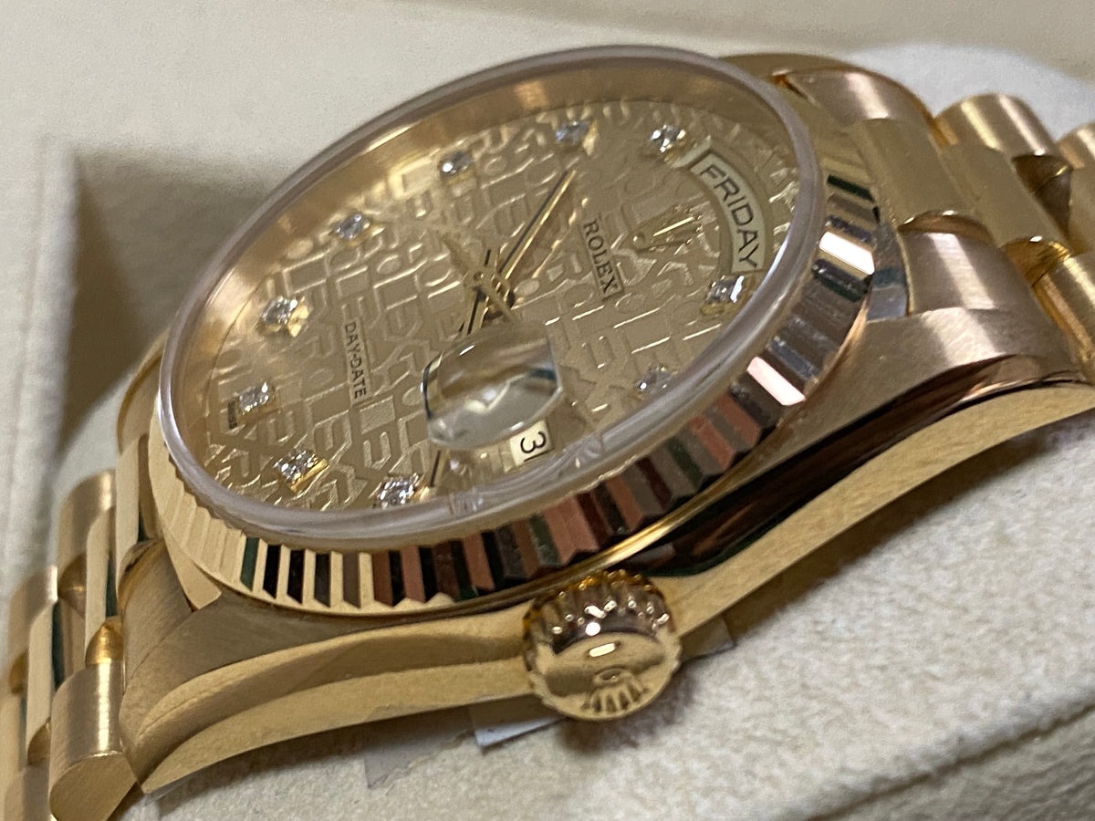 Rolex Yellow Gold Day-Date 36 - 1991 - Fluted Bezel - Factory Diamond Dial - President Bracelet - 18238