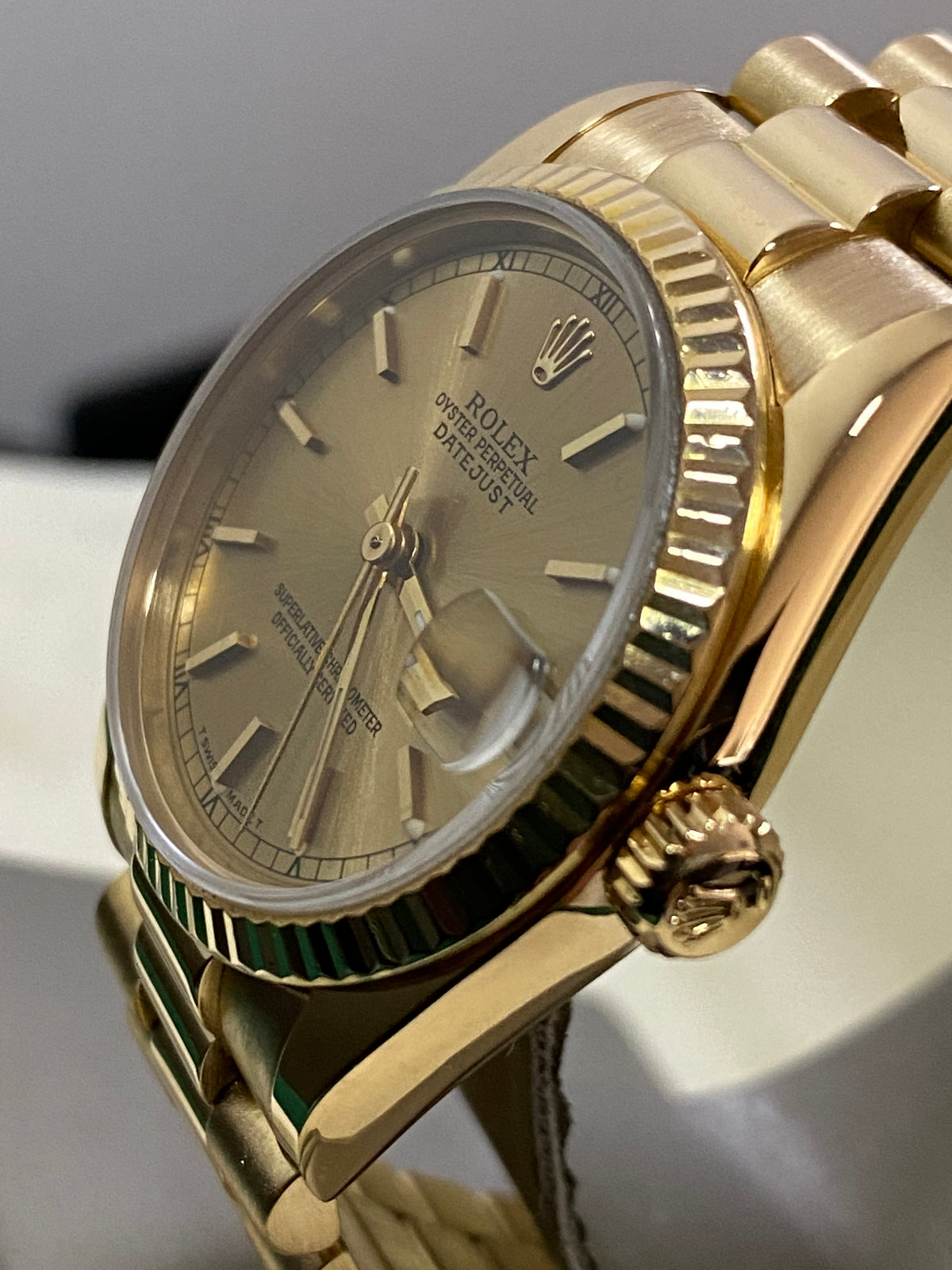 Rolex Yellow Gold Datejust 31 - 1989 - Fluted Bezel - Champagne Index Dial - President Bracelet - 68278