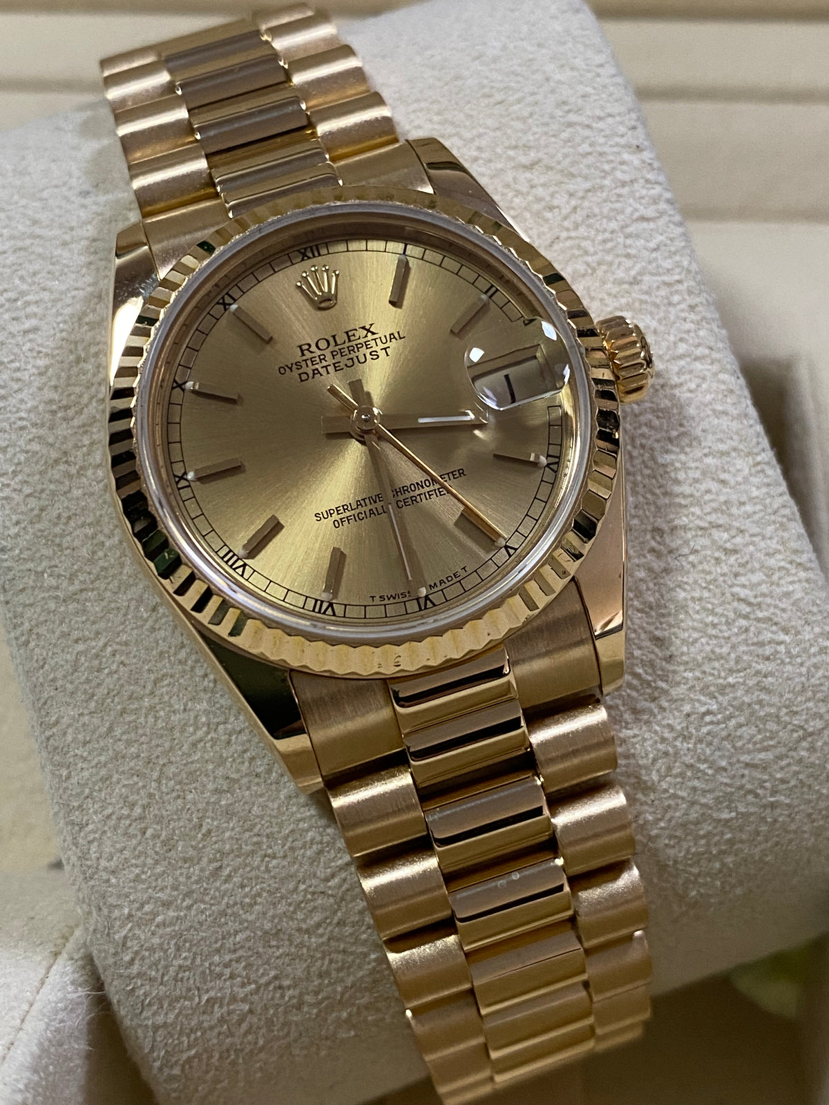 Rolex Yellow Gold Datejust 31 - 1989 - Fluted Bezel - Champagne Index Dial - President Bracelet - 68278