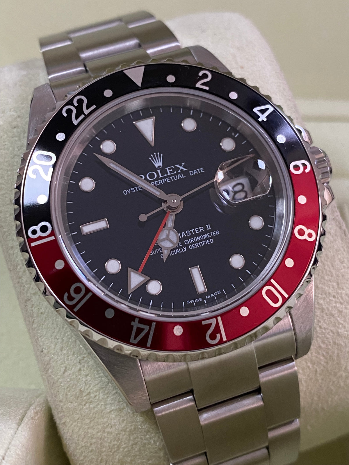 Rolex Steel GMT-Master II - Z serial - "Coke" Pre Ceramic Bezel No Holes - Oyster Bracelet - 16710