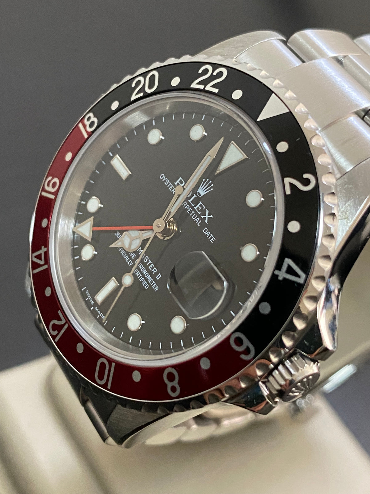 Rolex Steel GMT-Master II - Z serial - "Coke" Pre Ceramic Bezel No Holes - Oyster Bracelet - 16710