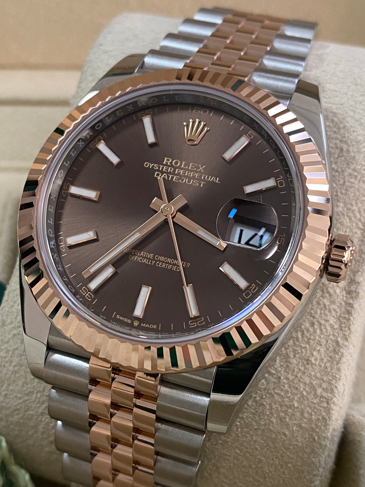 Rolex Steel and Everose Gold Datejust 41 - 2022 - Fluted Bezel - Chocolate Index Dial - Jubilee Bracelet - 126331 *FULL SET*