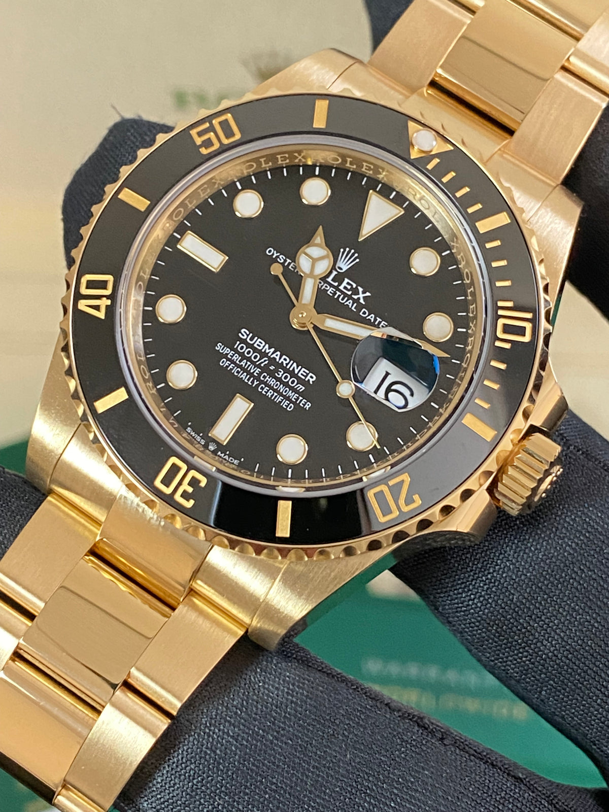 Rolex Yellow Gold Submariner Date - 2024 - Black Bezel - Black Dial - 126618LN *FULL SET*