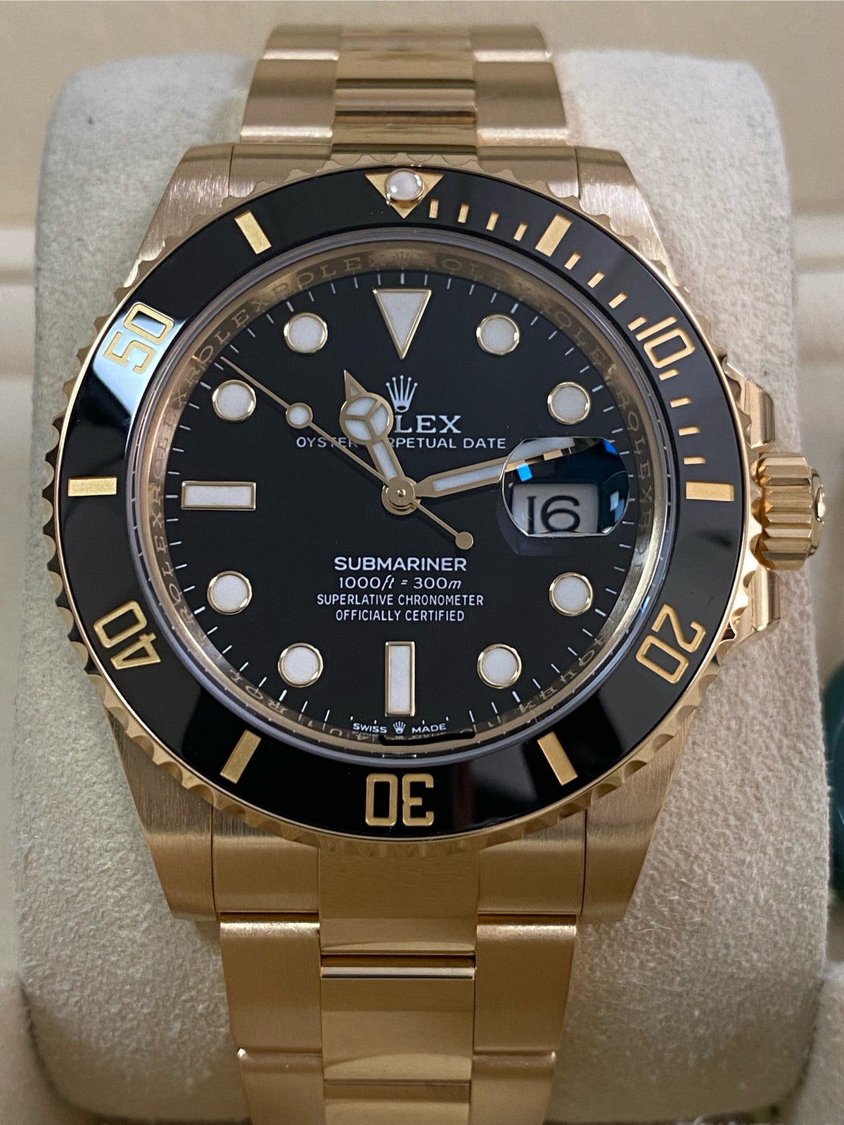 Rolex Yellow Gold Submariner Date - 2024 - Black Bezel - Black Dial - 126618LN *FULL SET*