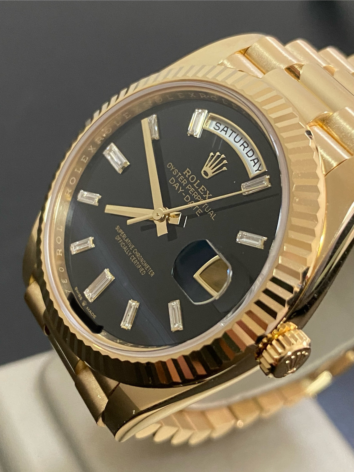 Rolex Yellow Gold Day-Date 40 - 2024 - Fluted Bezel - Onyx Baguette Dial - President Bracelet - 228238 *FULL SET*