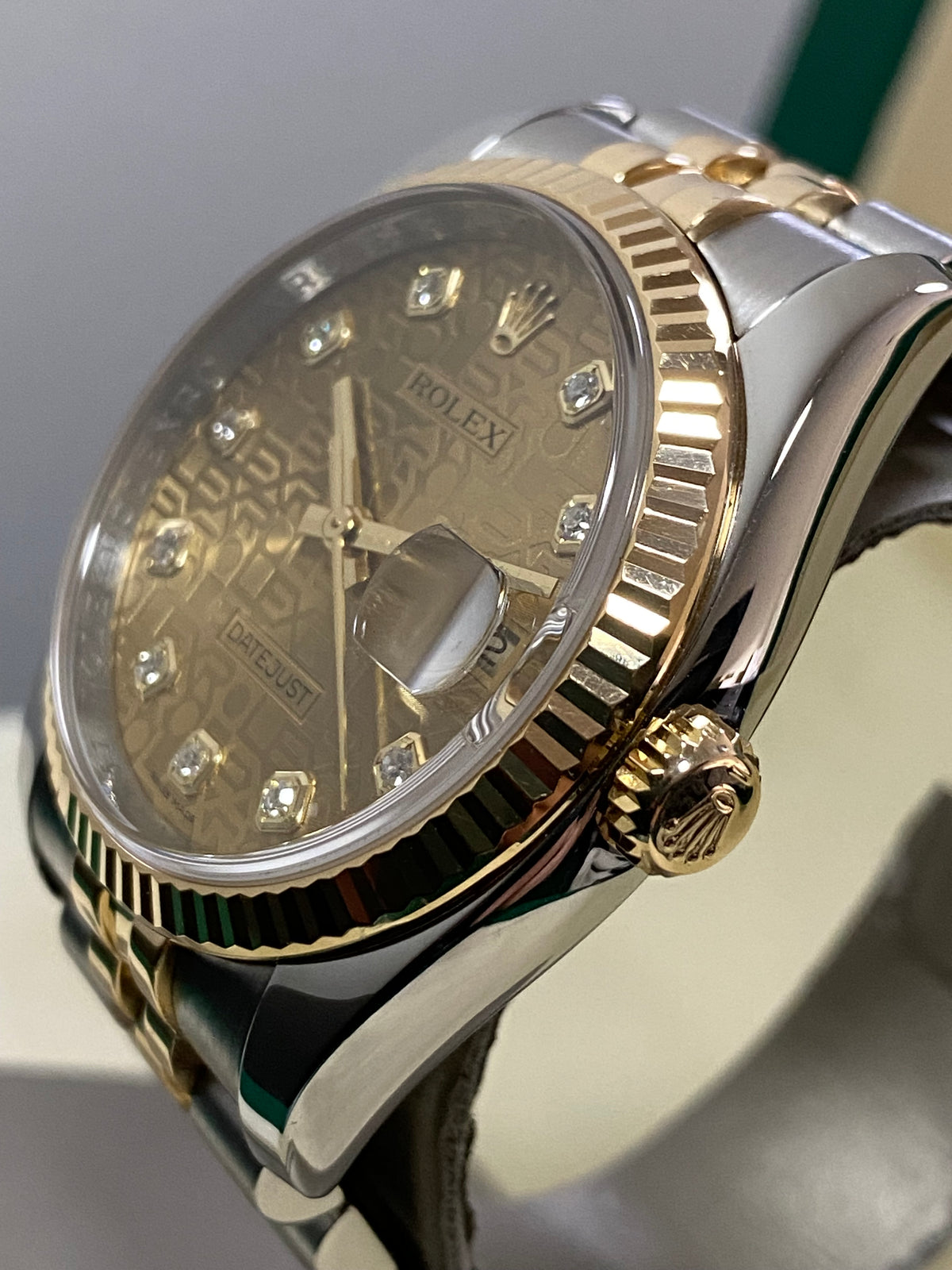 Rolex Steel and Yellow Gold Datejust 36 - V Serial - Fluted Bezel - Factory Diamond Dial - Jubilee Bracelet - 116233