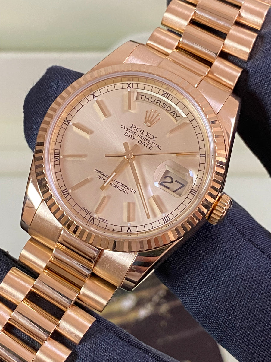 Rolex Yellow Gold Day-Date 36 - Y serial - Fluted Bezel - Champagne Dial - President Bracelet - 118238