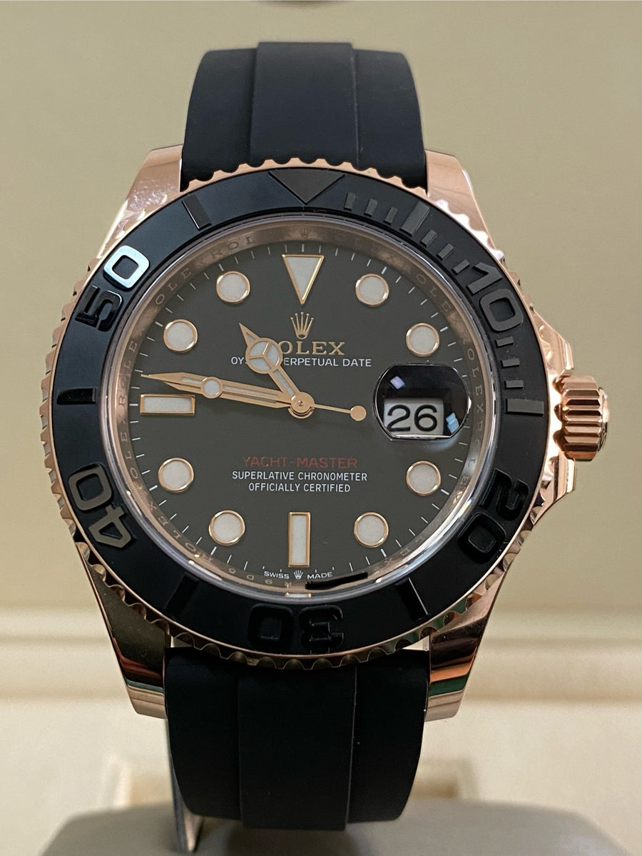 Rolex Everose Gold Yacht-Master 40 - 2021 - Black Dial - Oysterflex Strap - 126655 *FULL SET*