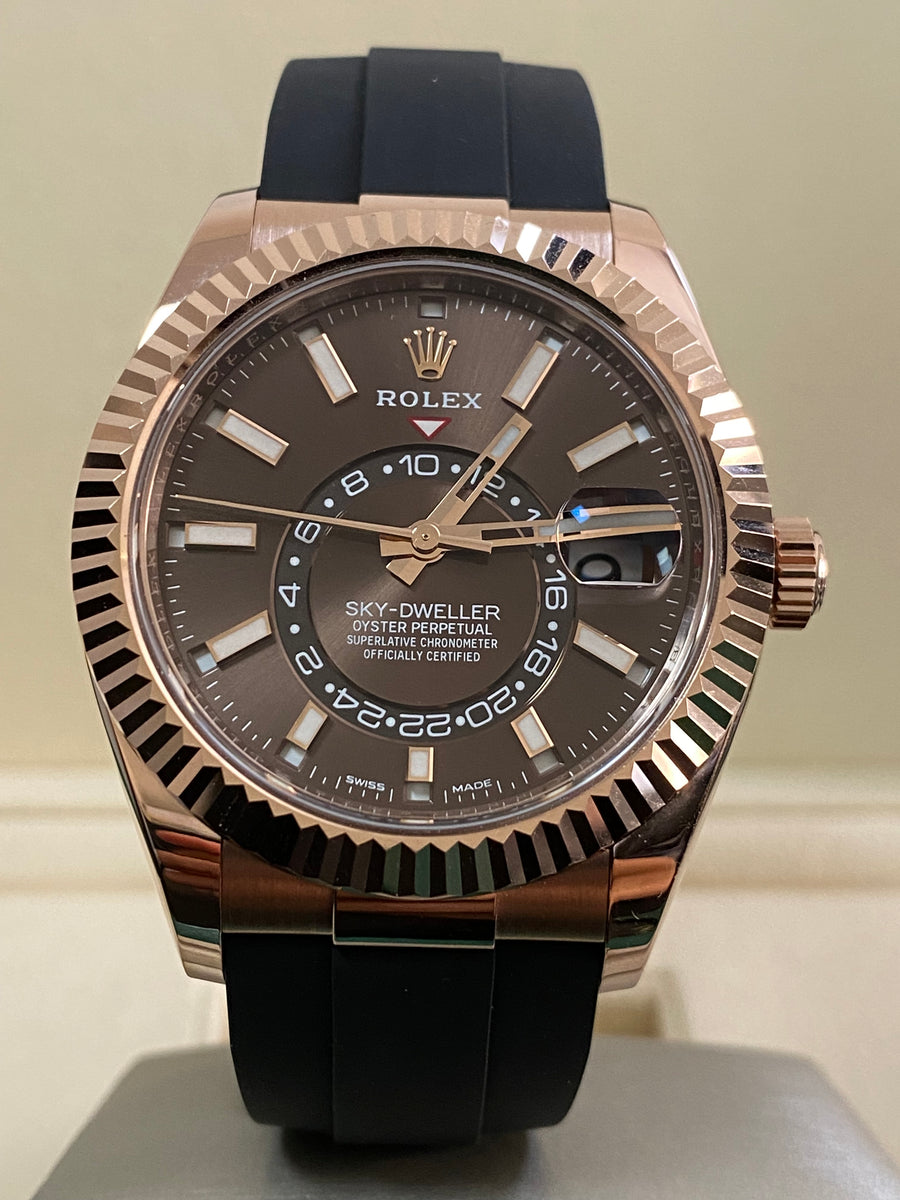 Rolex Everose Gold Sky-Dweller - 2022 - Chocolate Index Dial - Oysterflex Bracelet - 326235 *FULL SET*