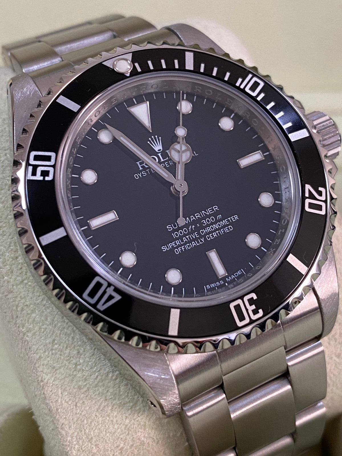 Rolex Steel No Date Submariner - G serial - Pre Ceramic Bezel - Black Dial - 14060M *FULL SET*