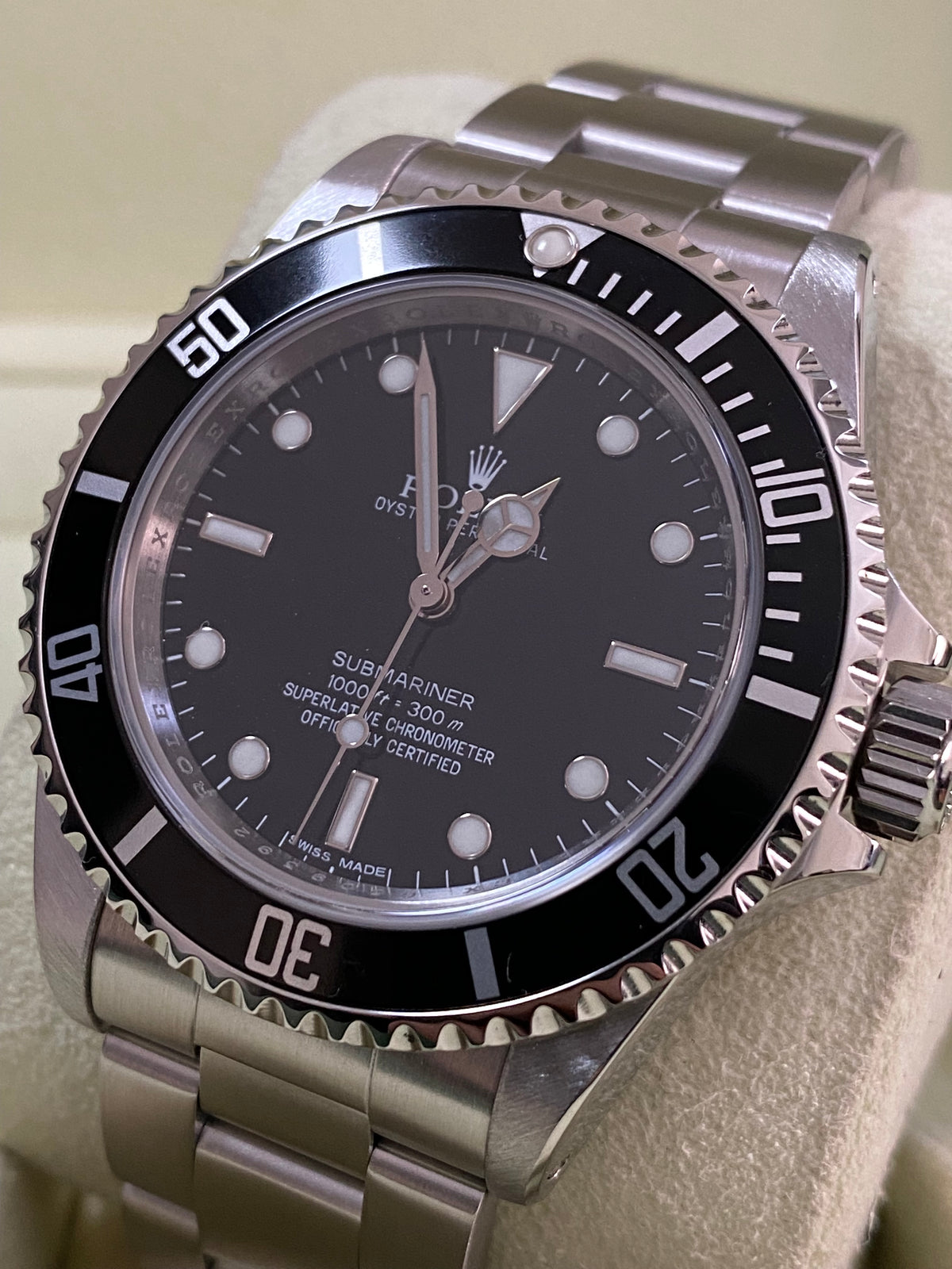 Rolex Steel No Date Submariner - G serial - Pre Ceramic Bezel - Black Dial - 14060M *FULL SET*