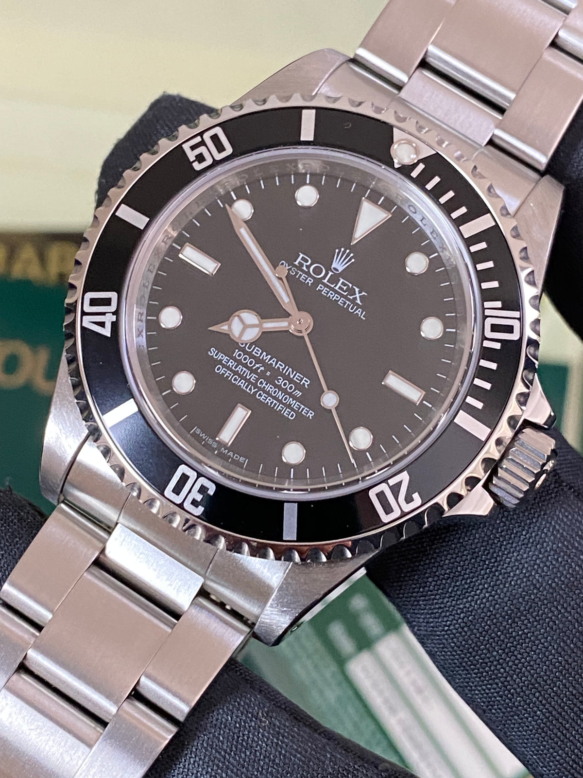 Rolex Steel No Date Submariner - V serial - Pre Ceramic Bezel - Black Dial - 14060M *FULL SET*