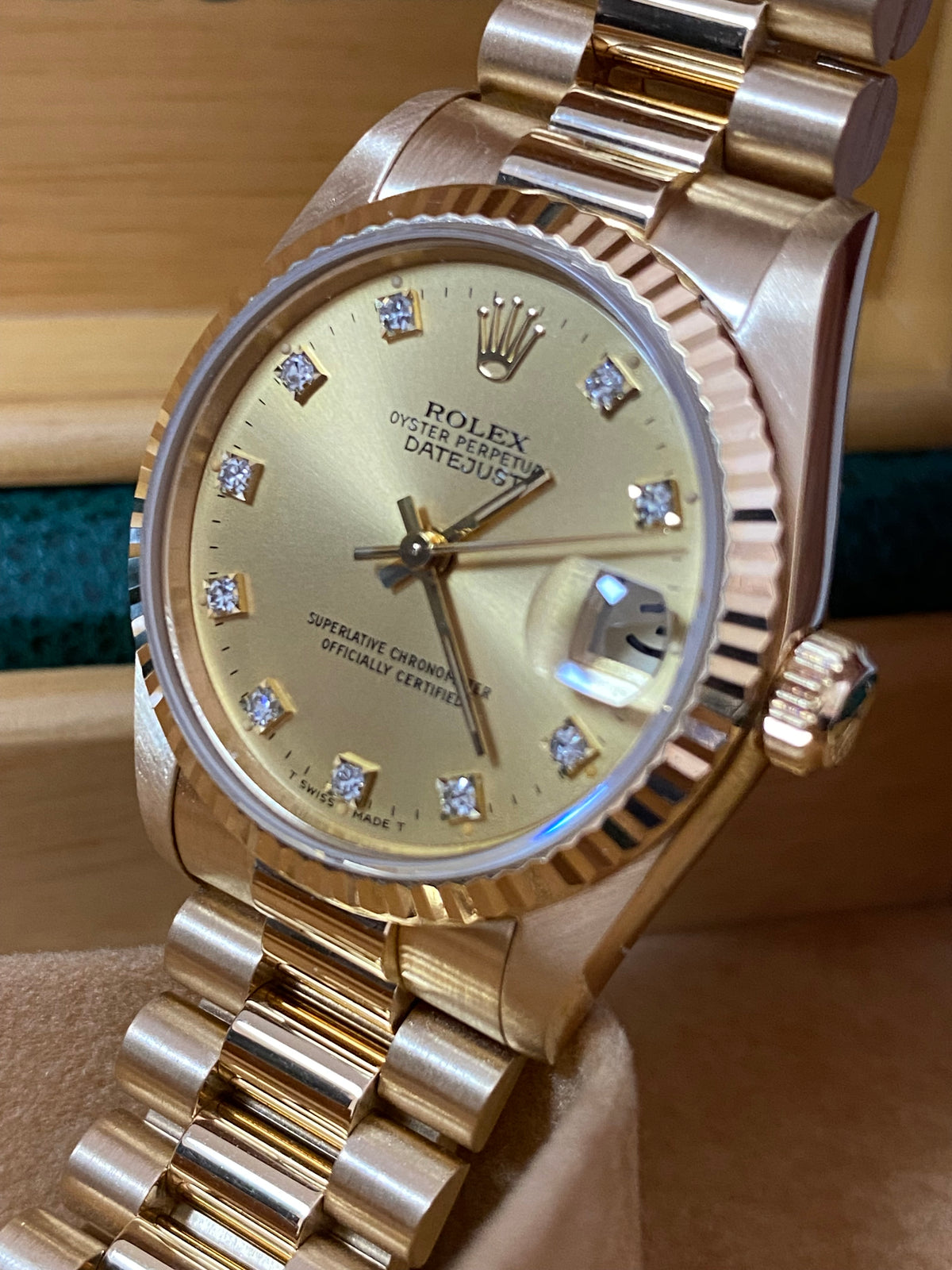 Rolex Yellow Gold Datejust 31 - N serial - Fluted Bezel - Factory Diamond Dial - President Bracelet - 68278