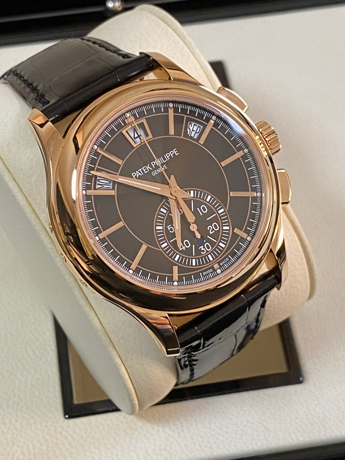 Patek Philippe Complications Flyback Chronograph Annual Calendar - Rose Gold - Brown Sunburst Dial - 5905R-001