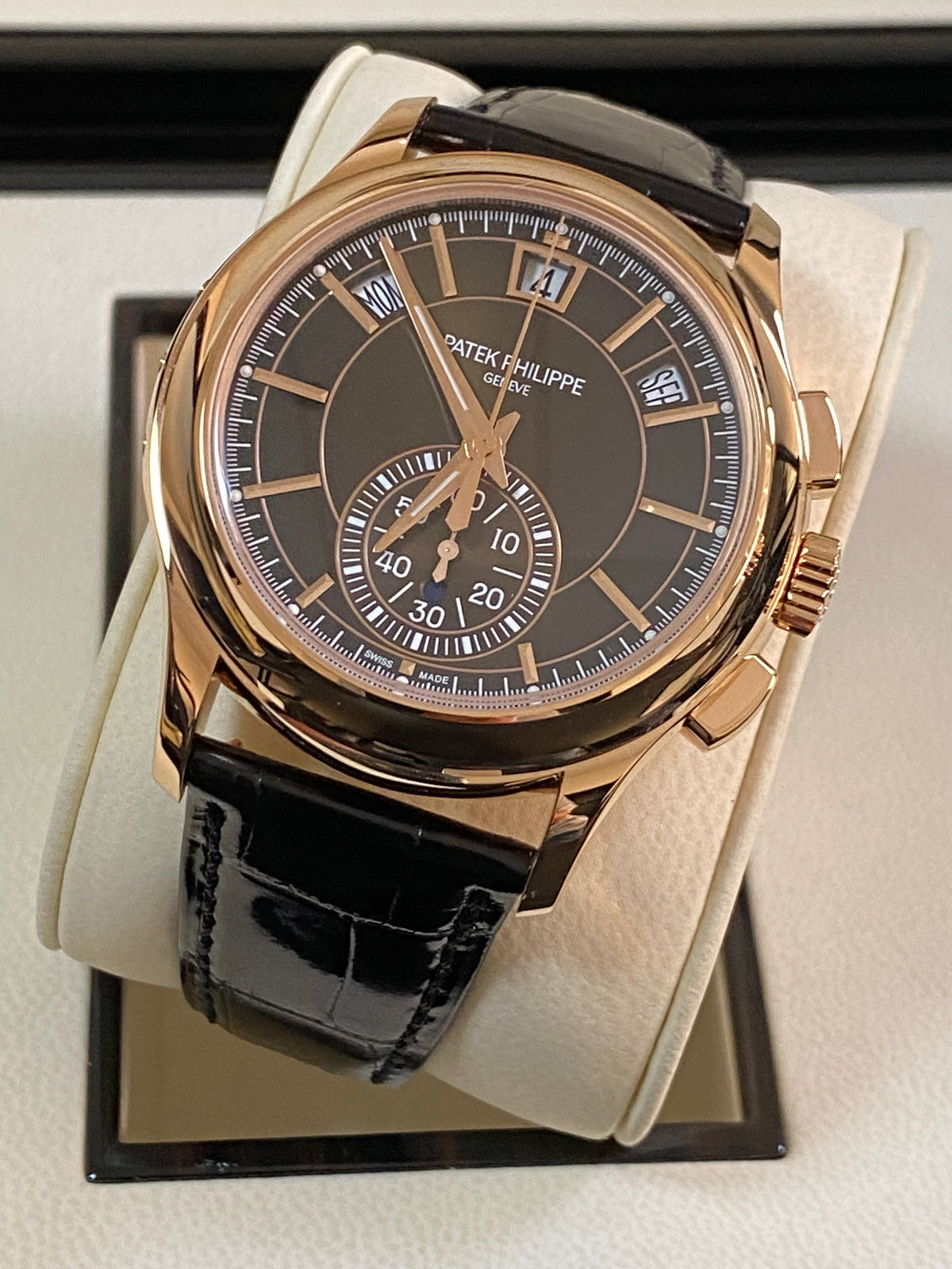 Patek Philippe Complications Flyback Chronograph Annual Calendar - Rose Gold - Brown Sunburst Dial - 5905R-001