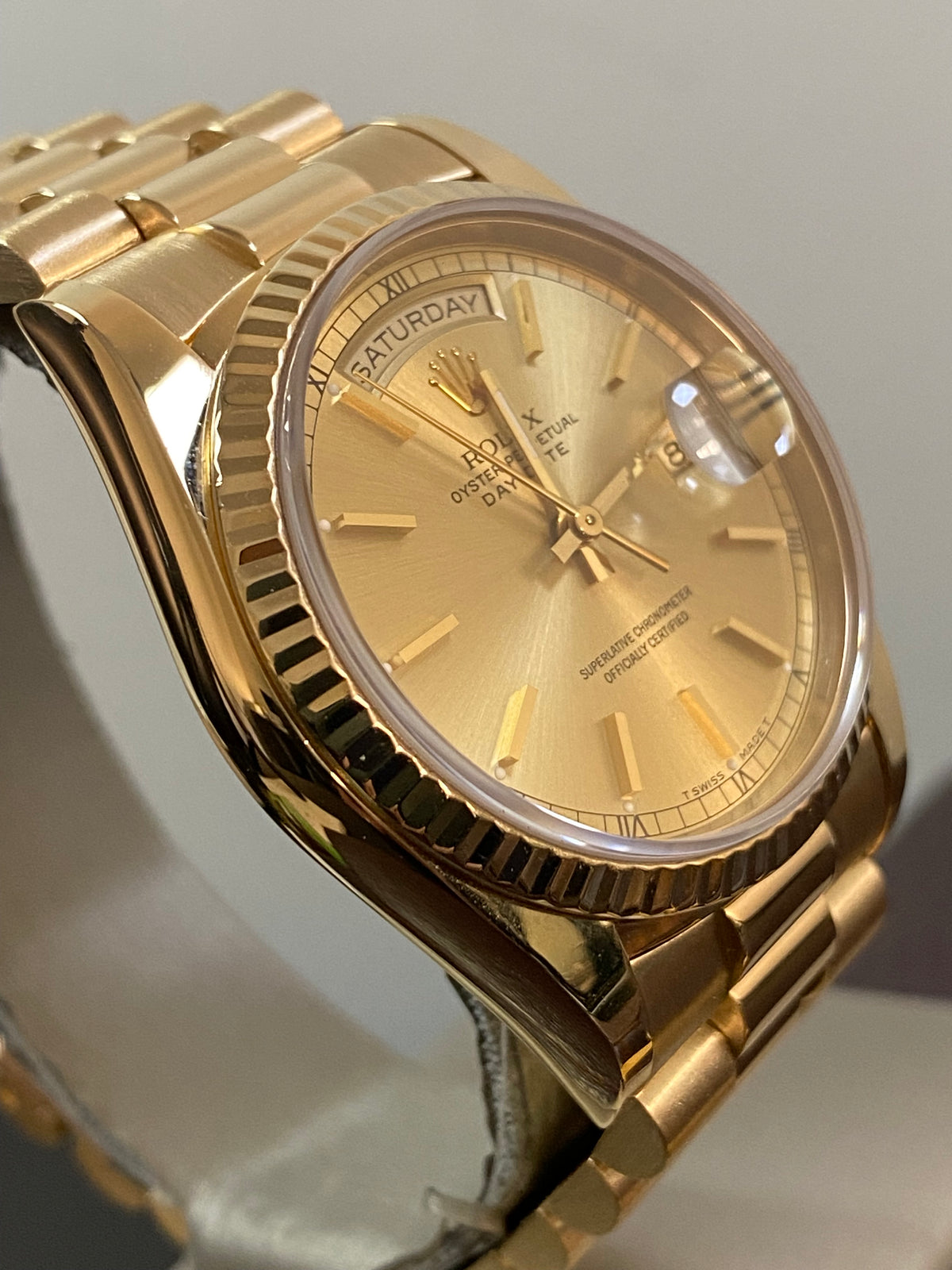 Rolex Yellow Gold Day-Date 36 - L Serial - Fluted Bezel - Champagne Index Dial - President Bracelet - 18238