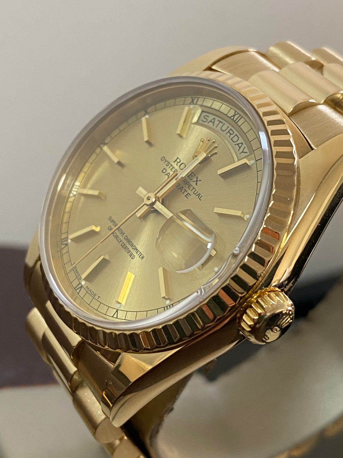 Rolex Yellow Gold Day-Date 36 - L Serial - Fluted Bezel - Champagne Index Dial - President Bracelet - 18238