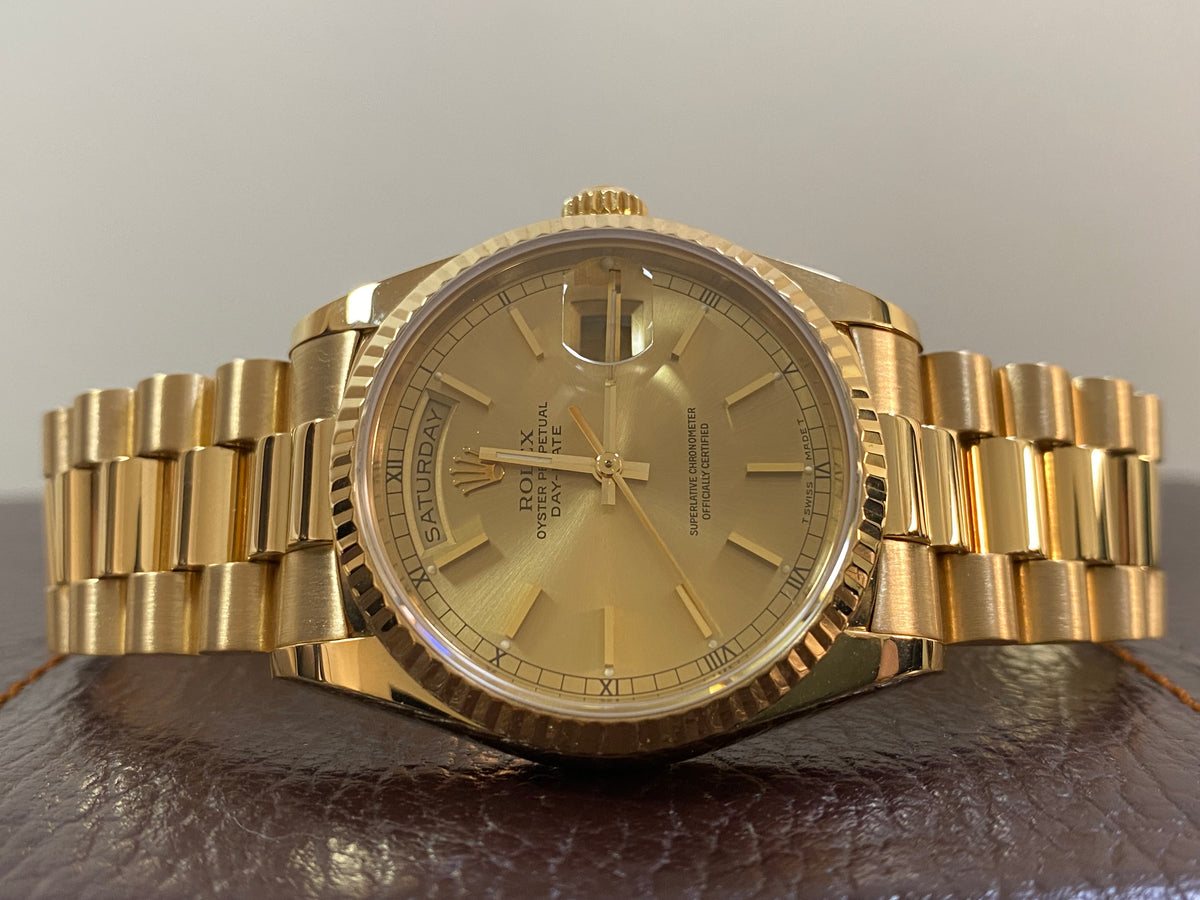 Rolex Yellow Gold Day-Date 36 - L Serial - Fluted Bezel - Champagne Index Dial - President Bracelet - 18238