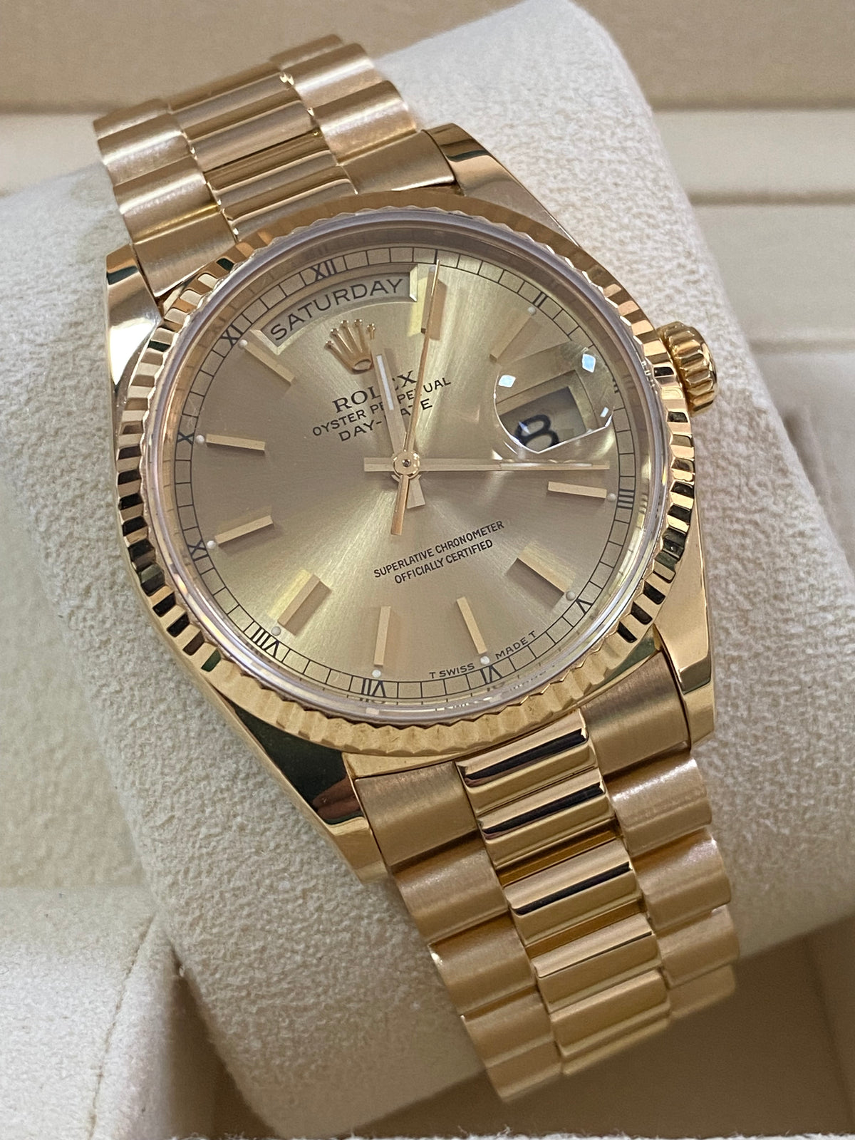 Rolex Yellow Gold Day-Date 36 - L Serial - Fluted Bezel - Champagne Index Dial - President Bracelet - 18238