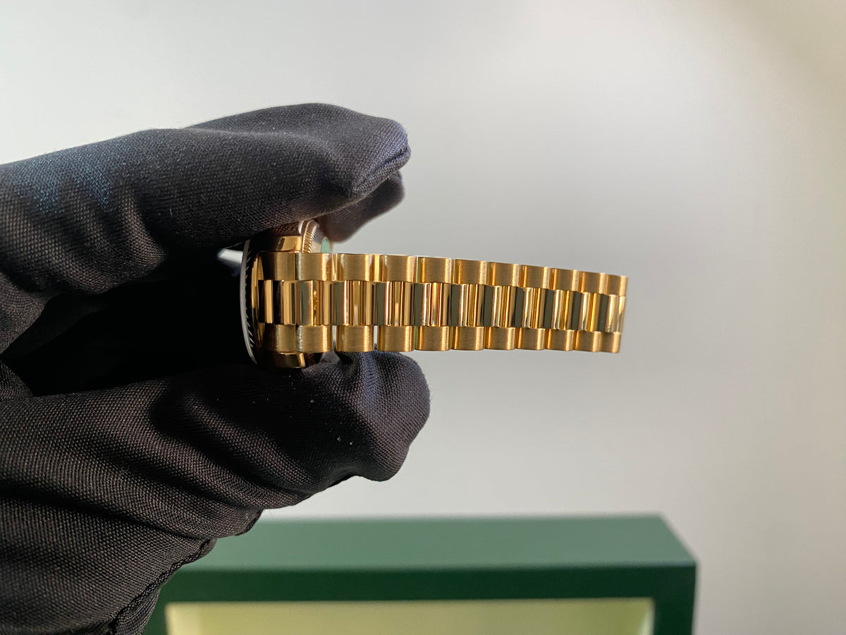 Rolex Yellow Gold Lady-Datejust - F Serial - Fluted Bezel - Factory Diamond Dial - President Bracelet - 179178