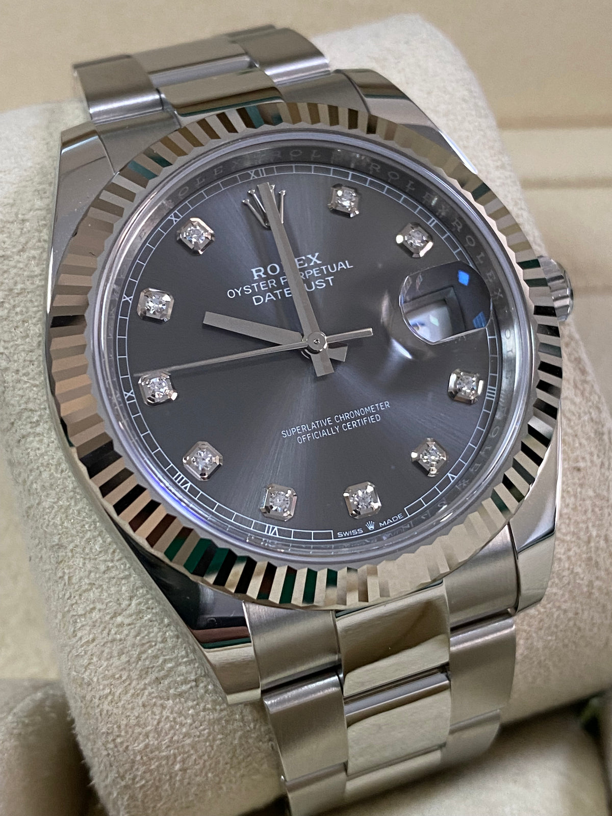 Rolex Steel and White Gold Datejust 41 - 2024 - Fluted Bezel - Rhodium Diamond Dial - Oyster Bracelet - 126334 *FULL SET*