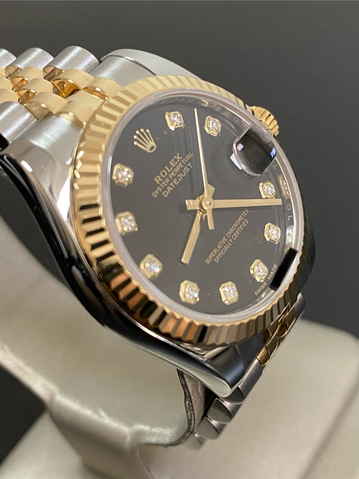 Rolex Yellow Gold Rolesor Datejust 31 - 2018 - Fluted Bezel - Black Diamond Dial - Jubilee Bracelet - 178273 *FULL SET*