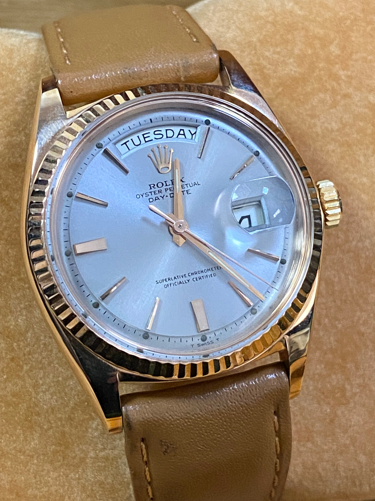 Rolex Rose Gold Day-Date 36 - Fluted Bezel - Silver Index Dial - Leather Strap - 1803