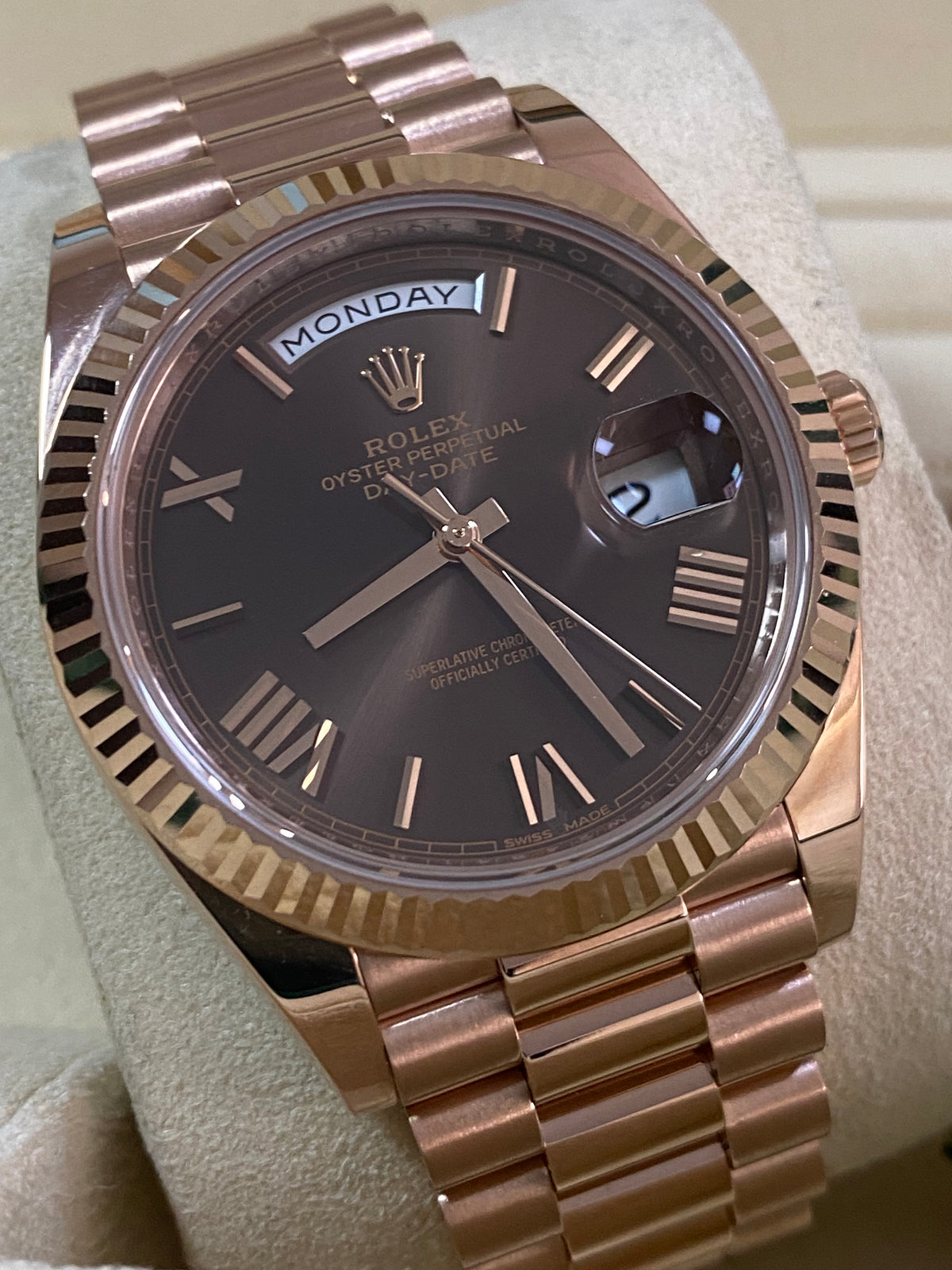 Rolex Everose Gold Day-Date 40 - 2016 - Fluted Bezel - Chocolate Roman Dial - President Bracelet - 228235 *UNPOLISHED*