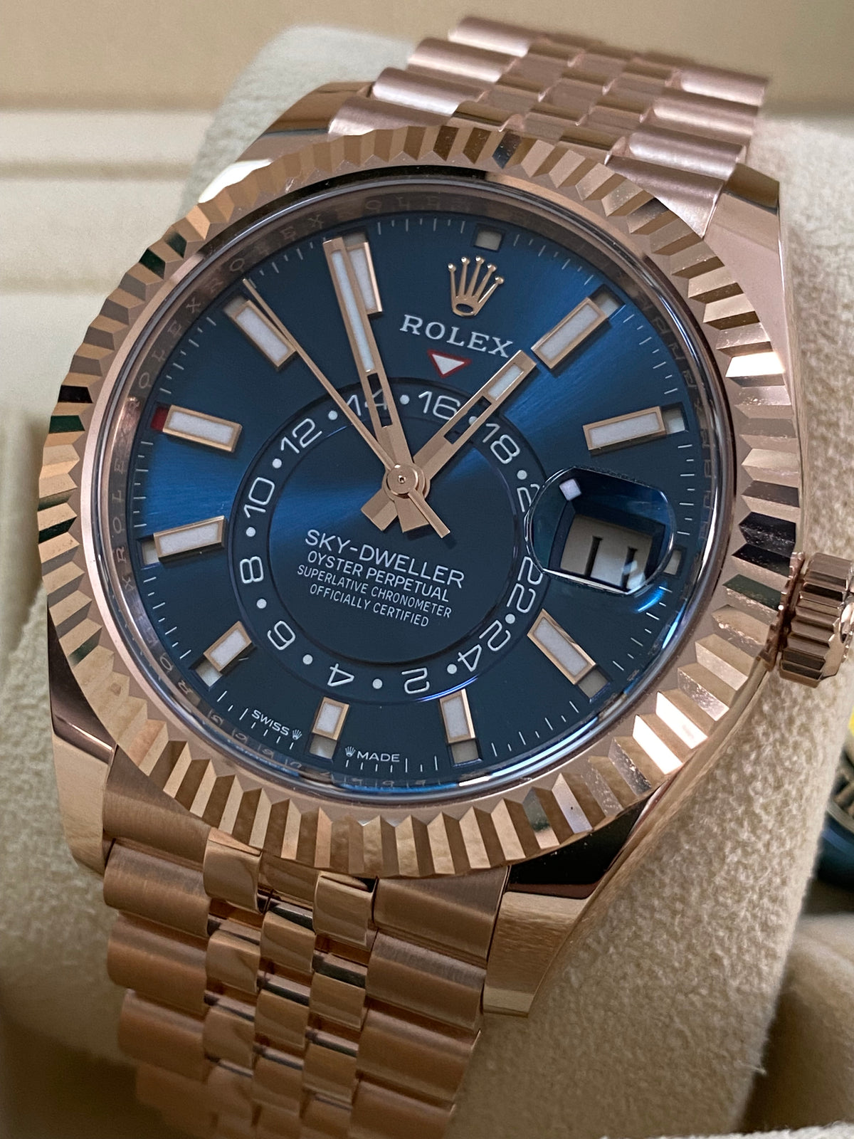 Rolex Everose Gold Sky-Dweller - 2024 - Blue Index Dial - Jubilee Bracelet - 336935 *FULL SET*