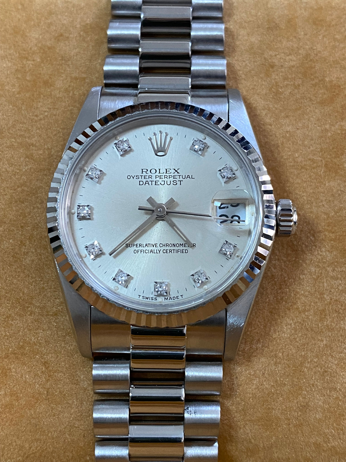 Rolex White Gold Datejust 31 - L Serial - Fluted Bezel - Factory Diamond Dial - President Bracelet - 68279