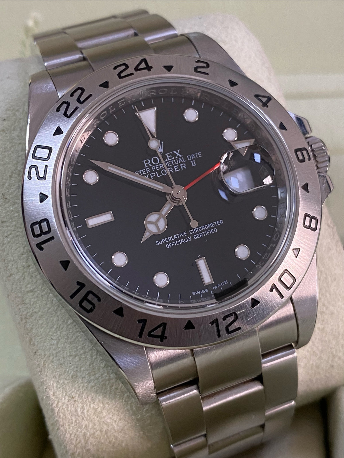 Rolex Steel Oyster Perpetual Explorer II - V serial - Black Dial - Mercedes Hand - 3186 Movement - 16570 *FULL SET*