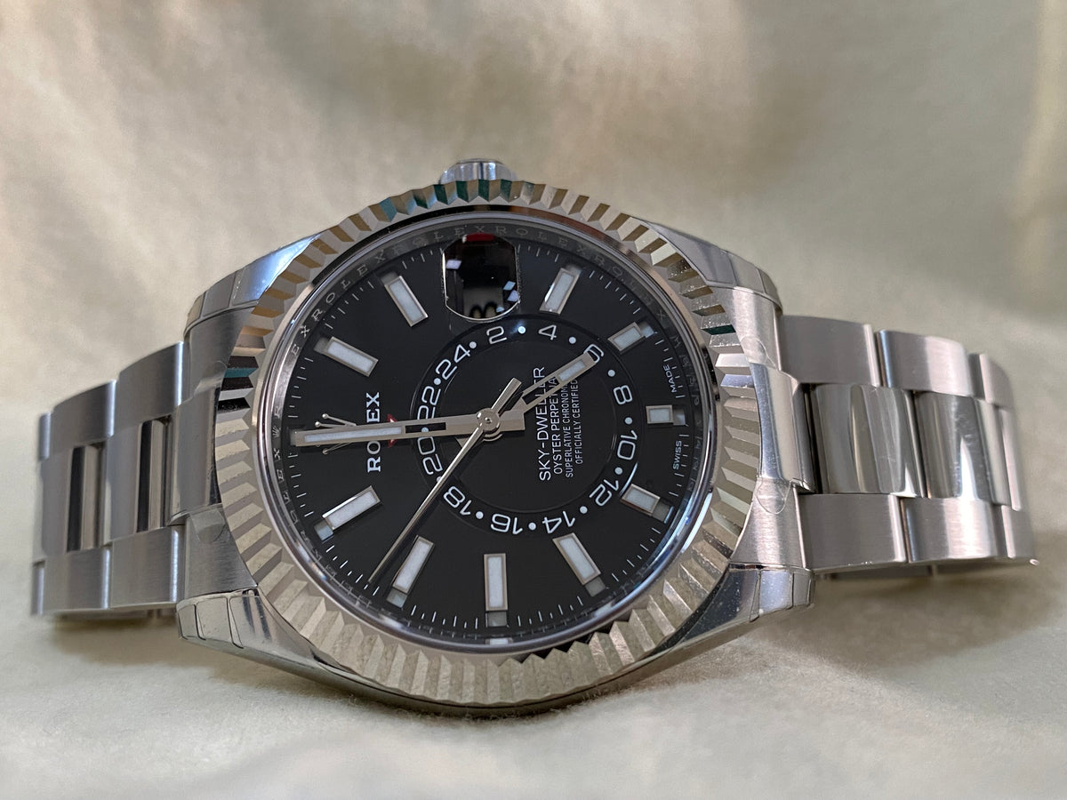 Rolex White Rolesor Sky-Dweller - 2021 - Black Index Dial - Oyster Bracelet - 326934 *FULL STICKERS*