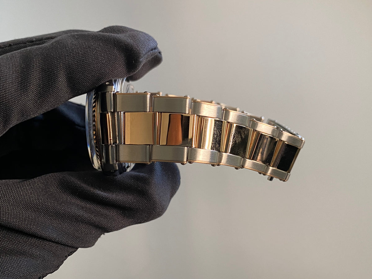 Rolex Steel and Everose Gold Datejust 36 - Fluted Bezel - Black Index Dial - Oyster Bracelet - 1601