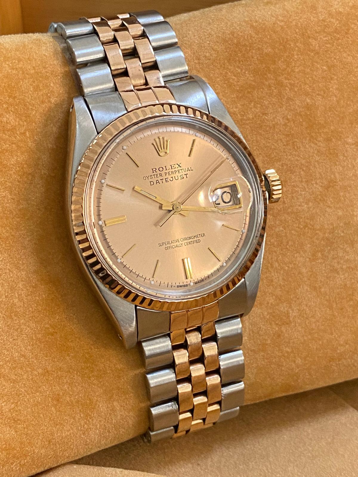 Rolex Steel and Everose Gold Datejust 36 - Fluted Bezel - Rose Index Dial - Jubilee Bracelet - 1601