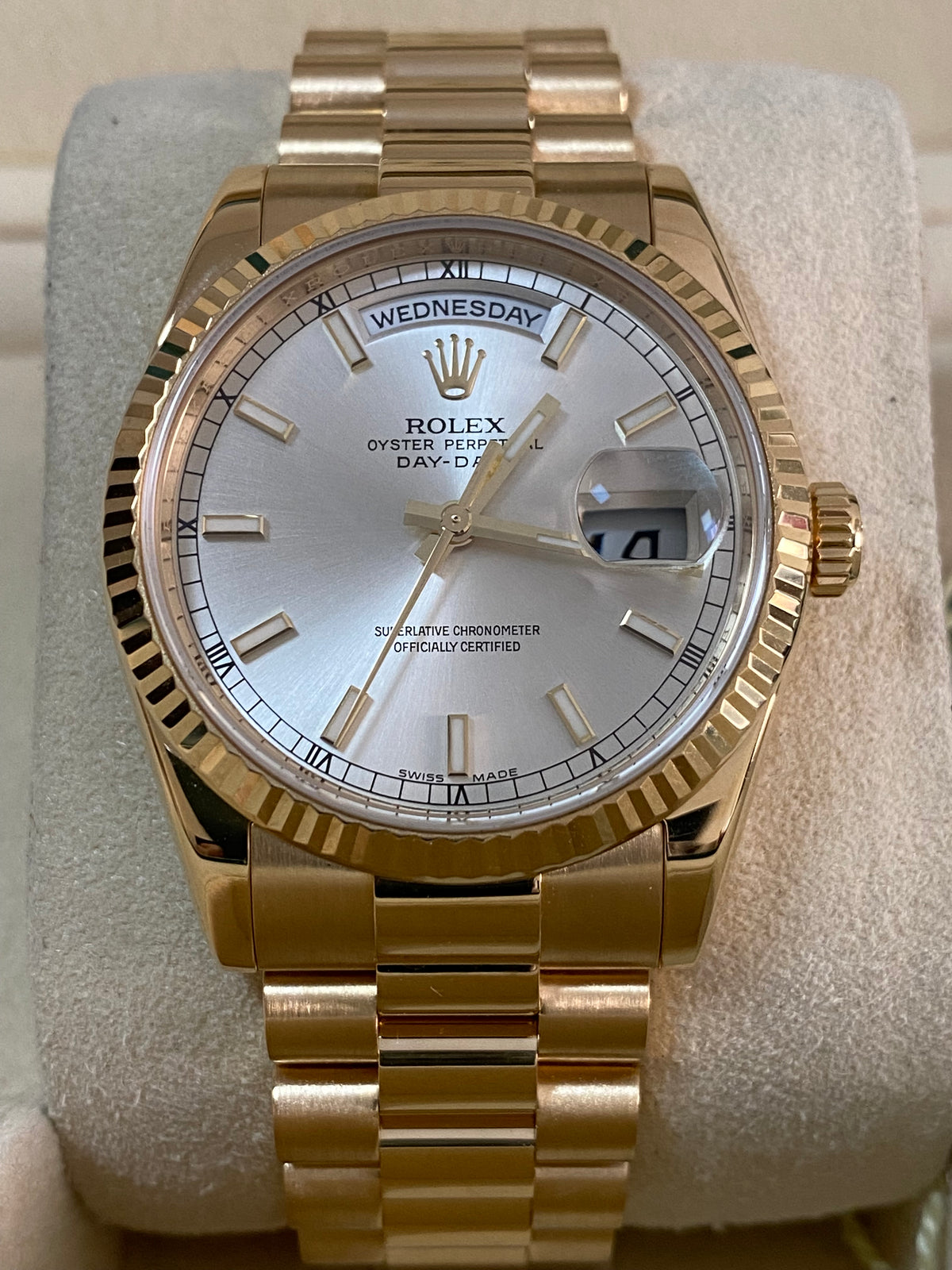 Rolex Yellow Gold Day-Date 36 - M serial - Fluted Bezel - Silver Index Dial - President Bracelet - 118238 *OPEN CARD*