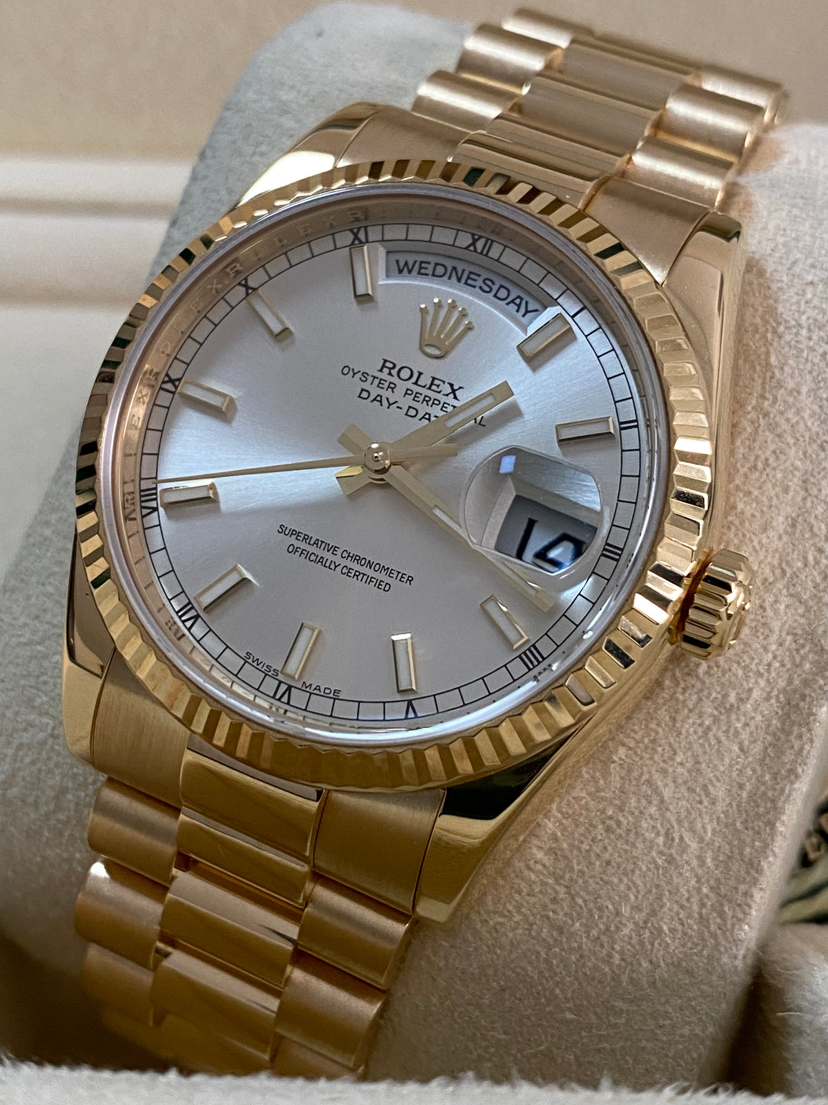 Rolex Yellow Gold Day-Date 36 - M serial - Fluted Bezel - Silver Index Dial - President Bracelet - 118238 *OPEN CARD*