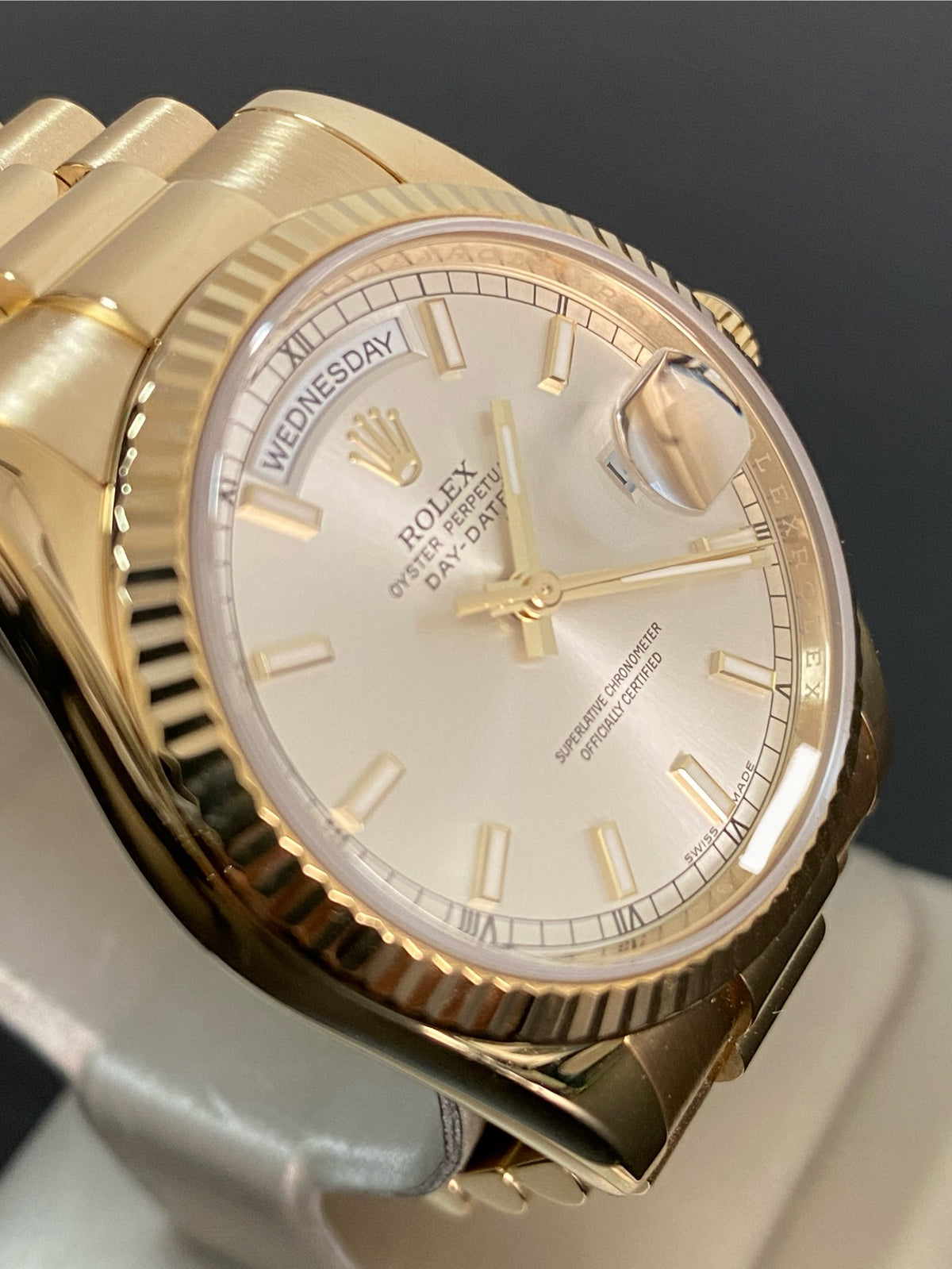 Rolex Yellow Gold Day-Date 36 - M serial - Fluted Bezel - Silver Index Dial - President Bracelet - 118238 *OPEN CARD*