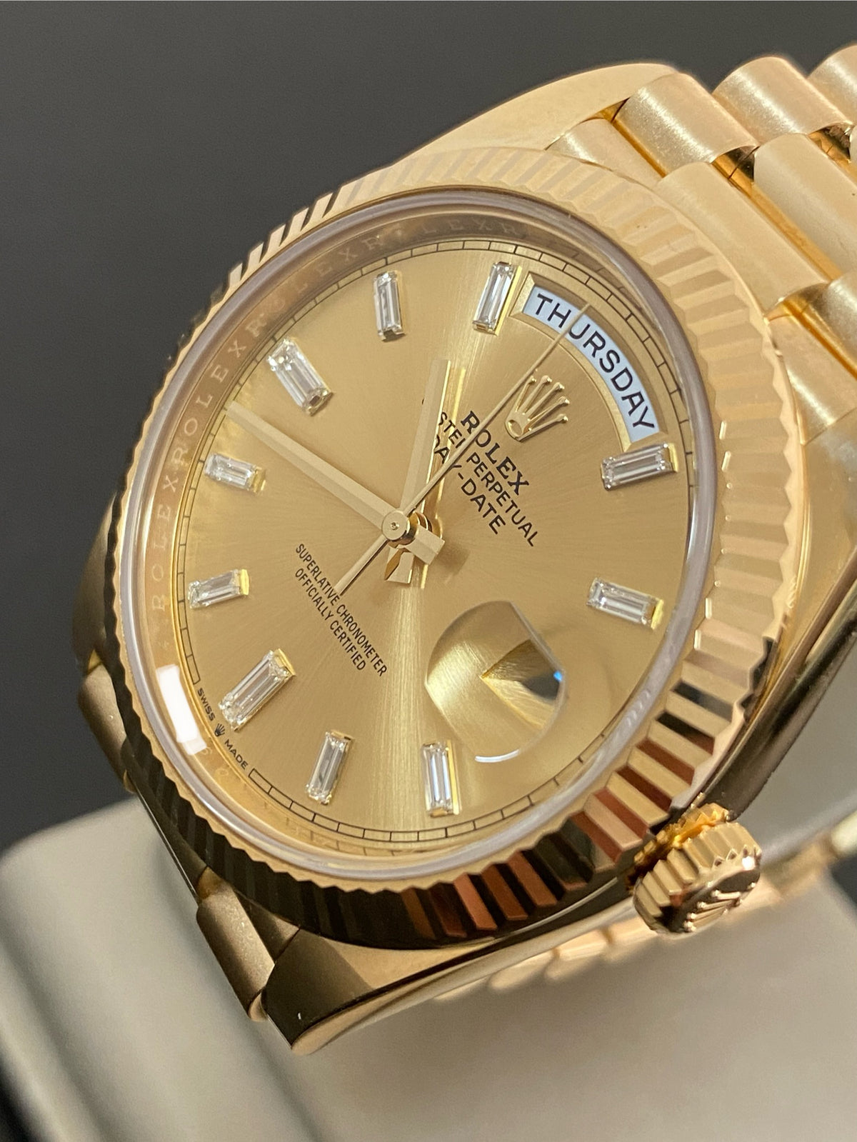 Rolex Yellow Gold Day-Date 40 - 2022 - Fluted Bezel - Baguette Diamond Dial - President Bracelet - 228238 *FULL SET*