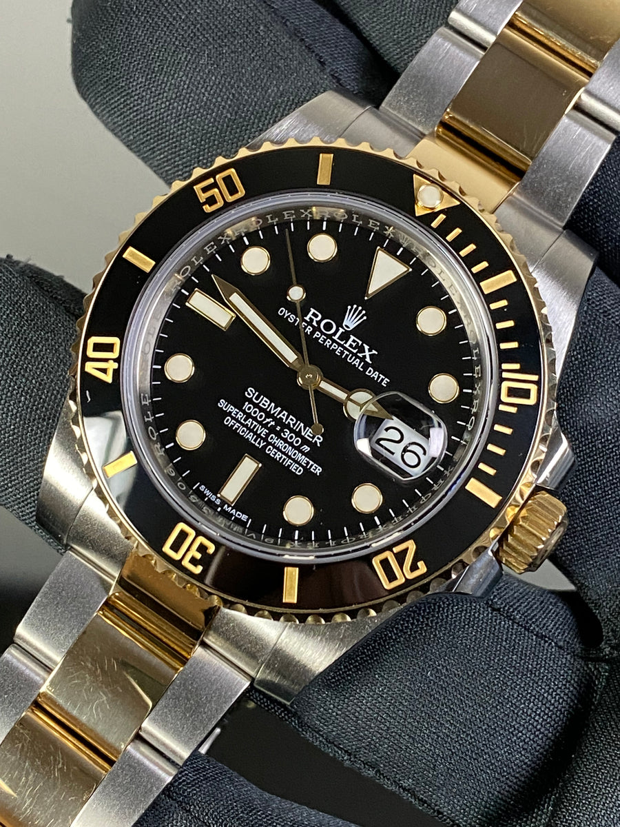 Rolex Steel and Gold Submariner Date - 2016 - Black Bezel - Black Dial - 116613