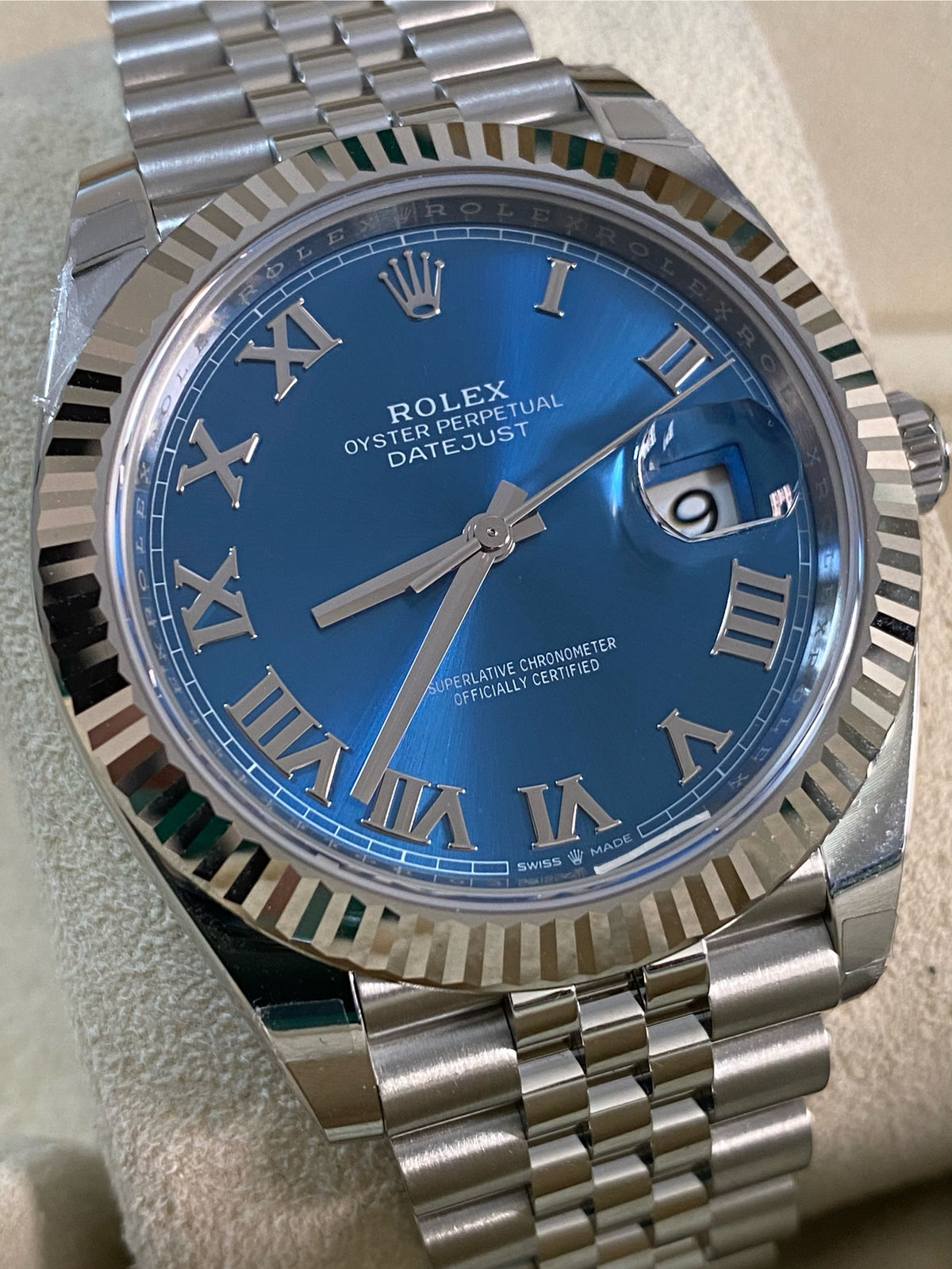 Rolex Steel and White Gold Datejust 41 - 2024 - Fluted Bezel - Azzurro-Blue Roman Dial - Jubilee Bracelet - 126334 *FULL SET*