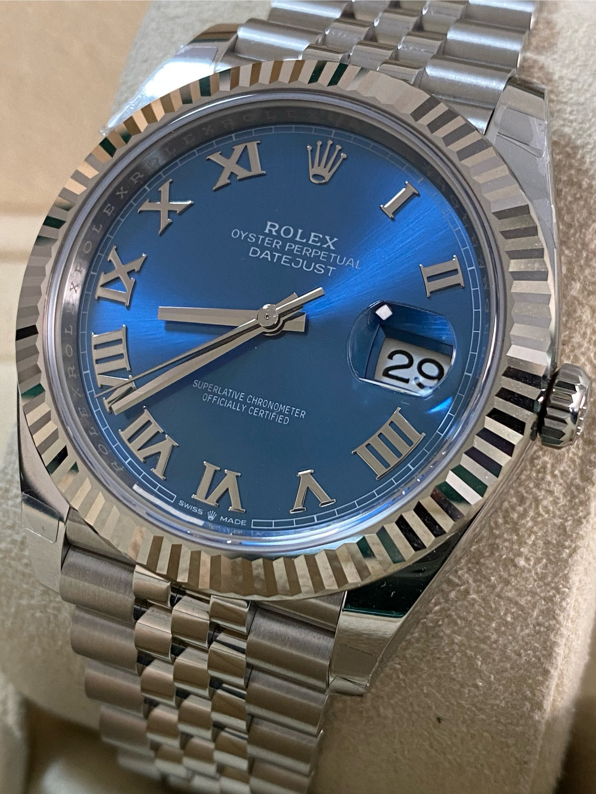 Rolex Steel and White Gold Datejust 41 - 2024 - Fluted Bezel - Azzurro-Blue Roman Dial - Jubilee Bracelet - 126334 *FULL SET*