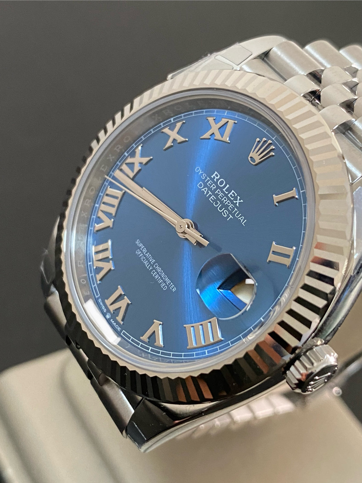 Rolex Steel and White Gold Datejust 41 - 2024 - Fluted Bezel - Azzurro-Blue Roman Dial - Jubilee Bracelet - 126334 *FULL SET*