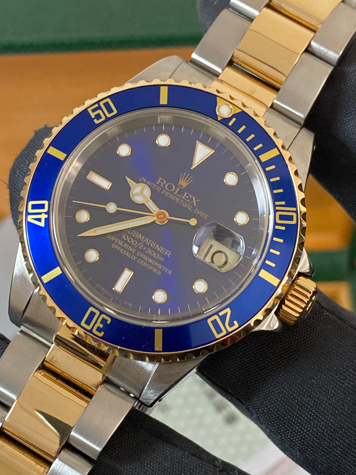 Rolex Yellow Gold and Steel Submariner Date - U serial - Pre Ceramic Blue Bezel - Blue Dial - 16613 *FULL SET*