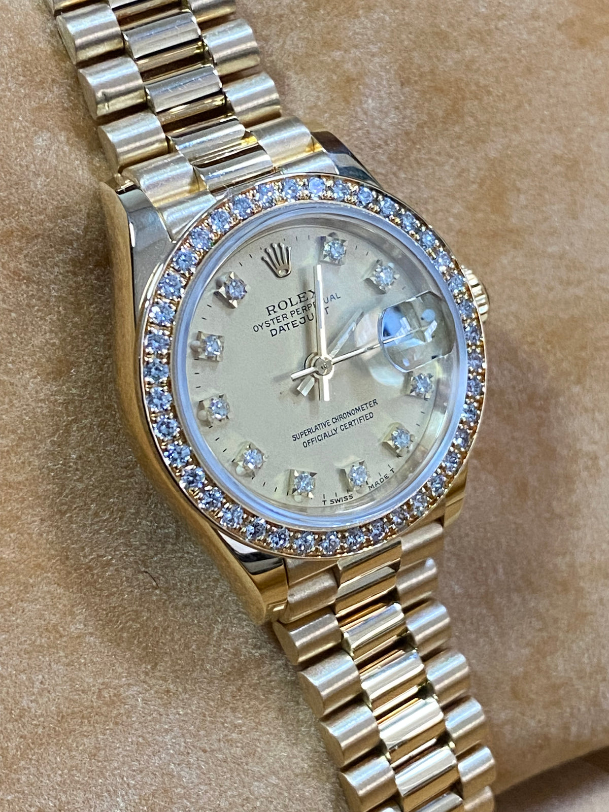 Rolex Yellow Gold Lady-Datejust 26 Crown Collection- N Serial - Diamond Bezel - Champagne Diamond Dial - President Bracelet - 69138