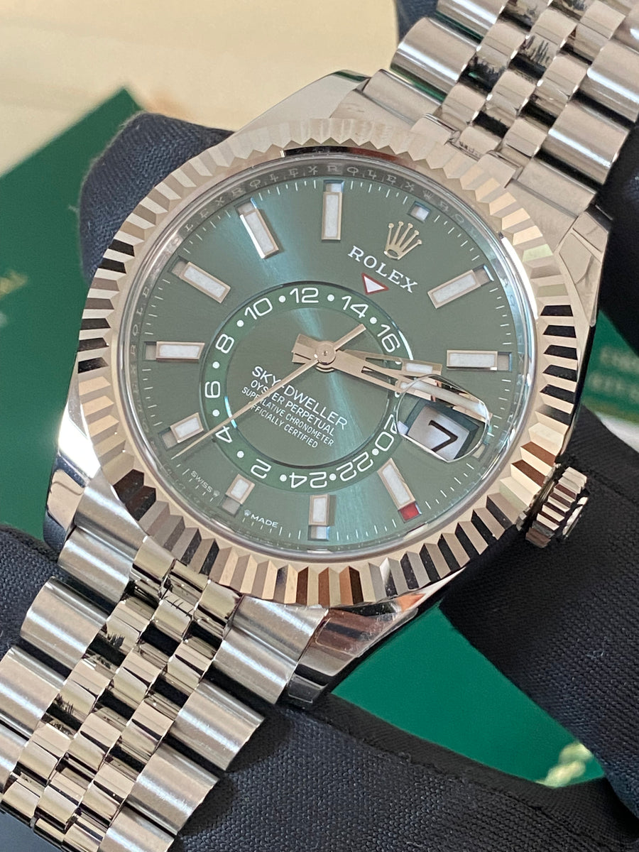 Rolex Steel Sky-Dweller - 2024 - Mint Green Dial - Jubilee Bracelet - 336934 *FULL SET*