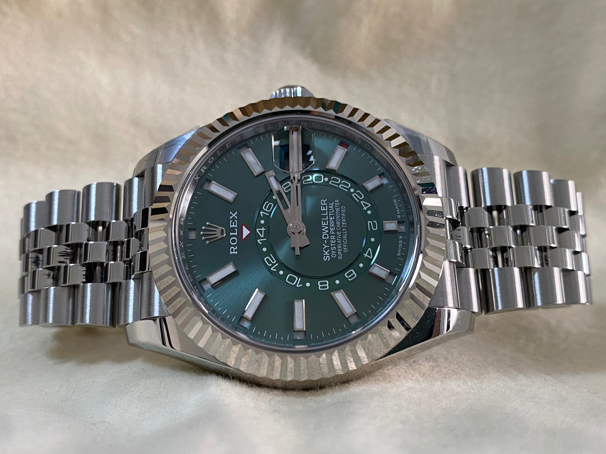 Rolex Steel Sky-Dweller - 2024 - Mint Green Dial - Jubilee Bracelet - 336934 *FULL SET*