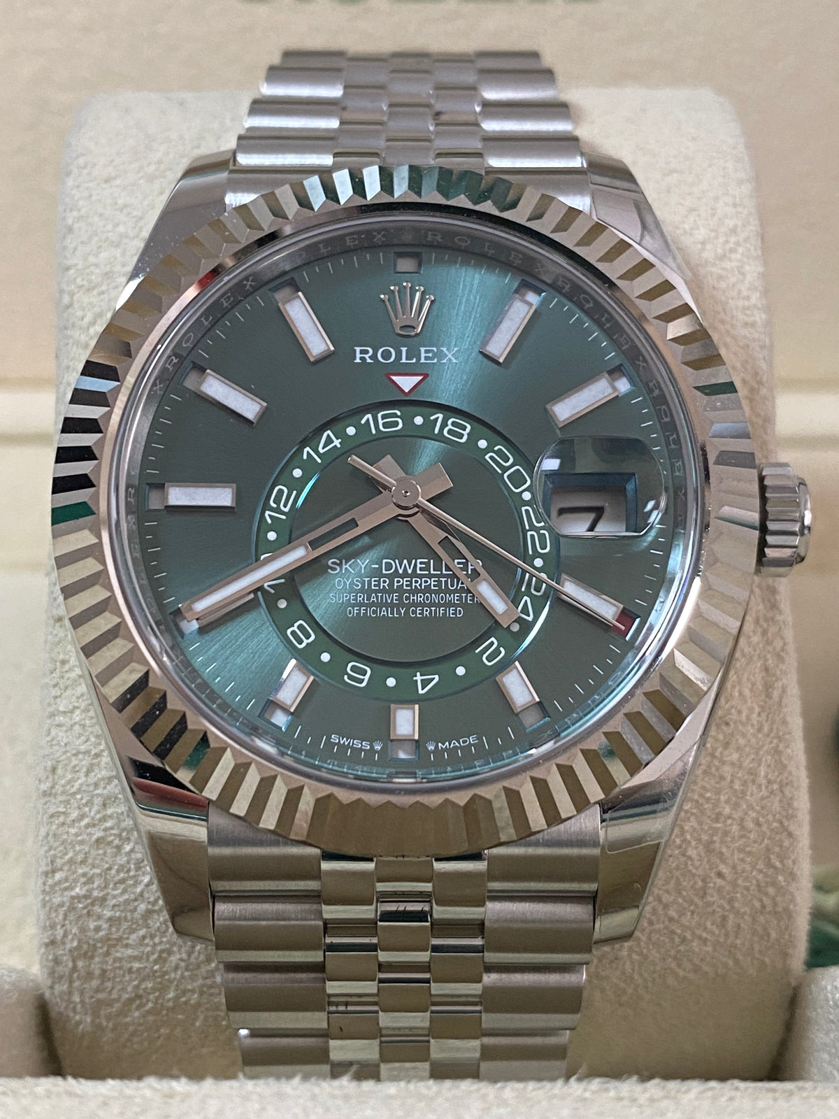 Rolex Steel Sky-Dweller - 2024 - Mint Green Dial - Jubilee Bracelet - 336934 *FULL SET*