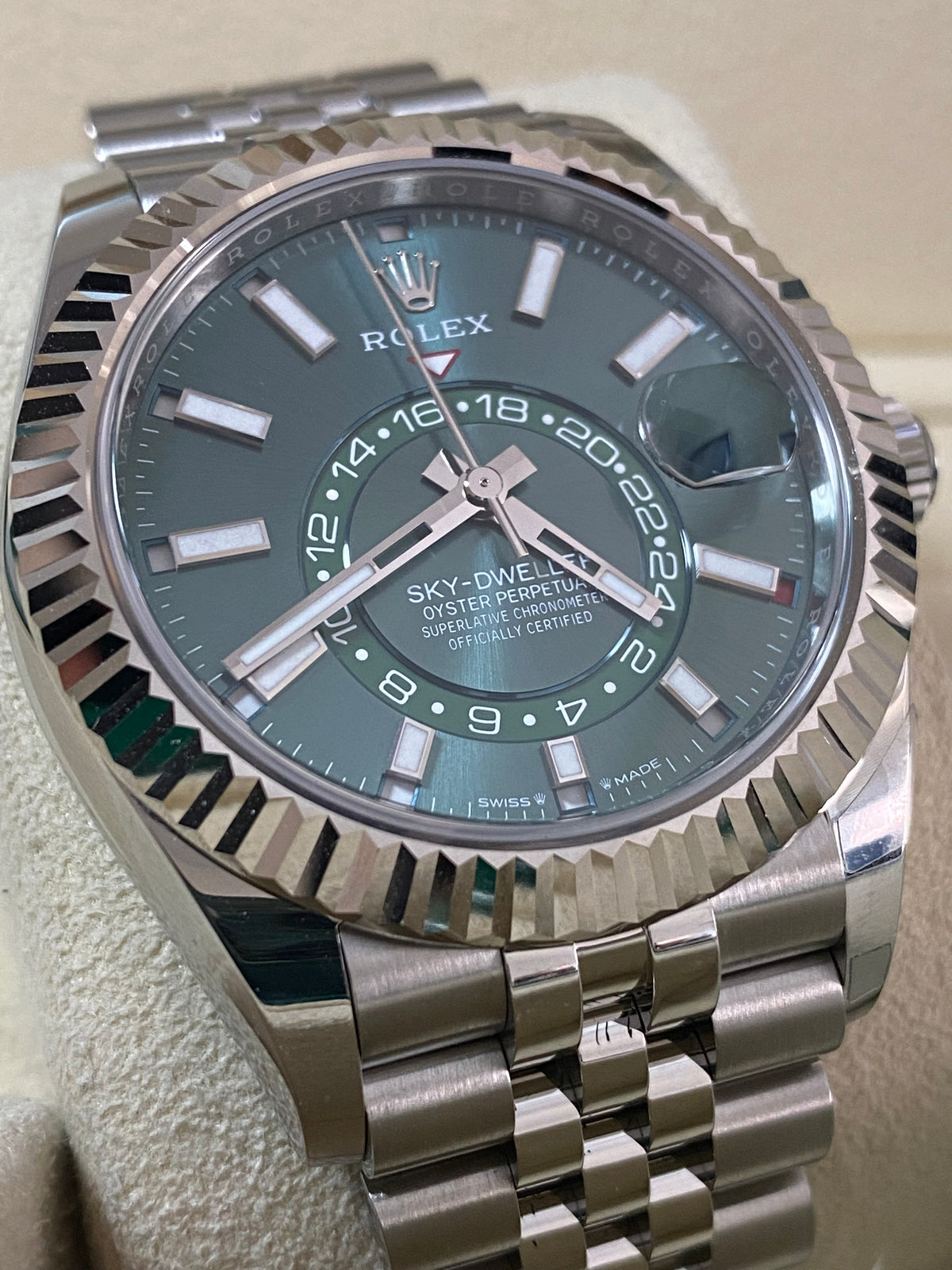 Rolex Steel Sky-Dweller - 2024 - Mint Green Dial - Jubilee Bracelet - 336934 *FULL SET*